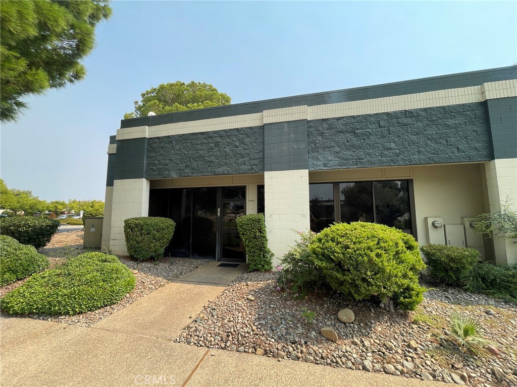 275 Fairchild 104