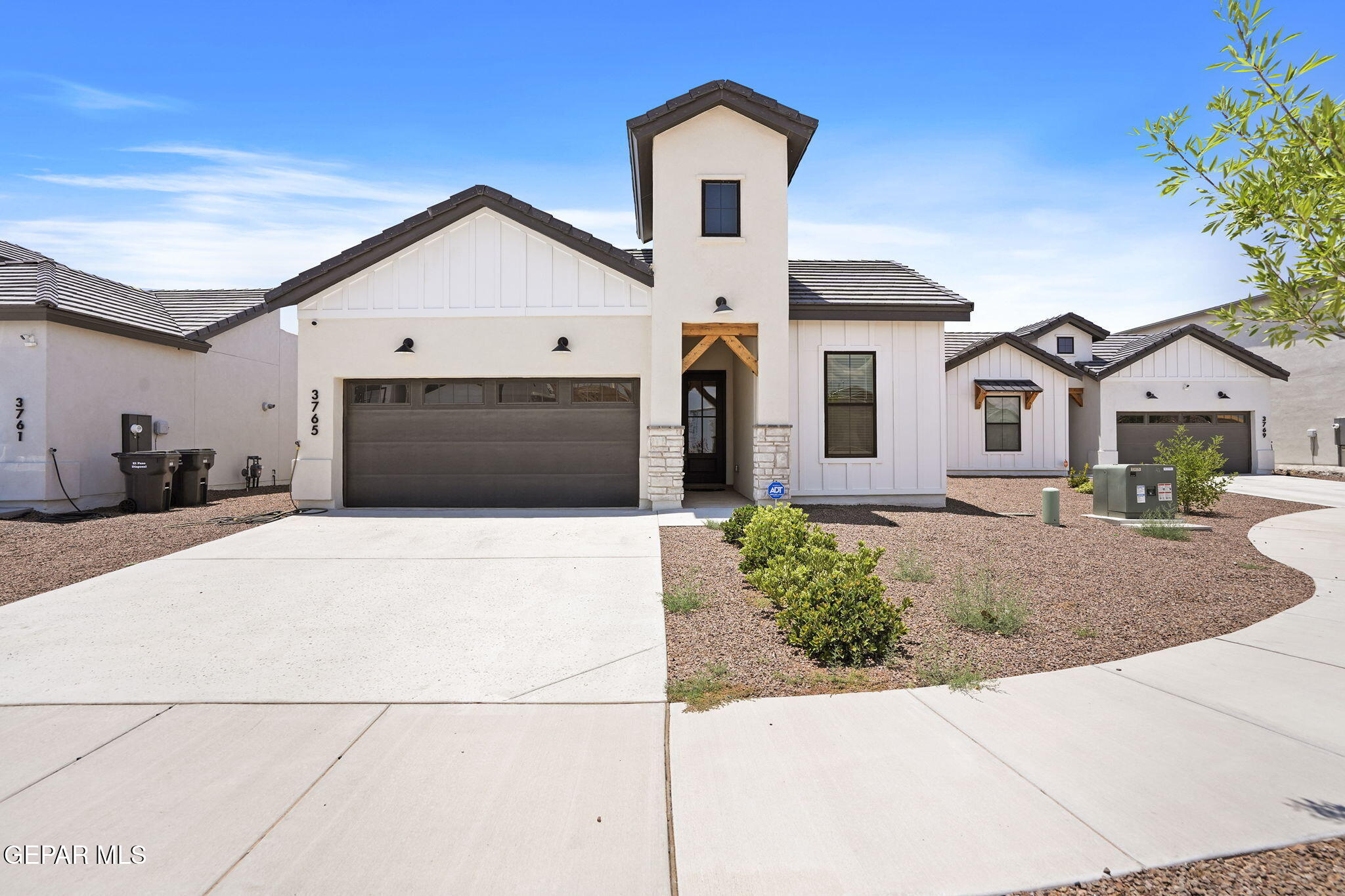 3765 Model Lane, El Paso, TX 79938