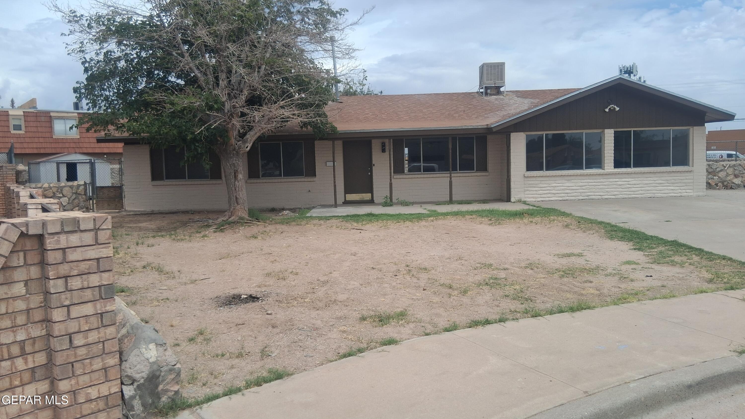 10541 EAGLESTONE Way, El Paso, TX 79925