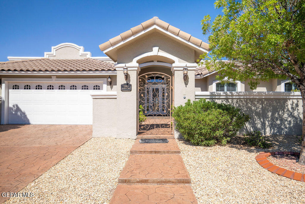 1243 FRANKLIN PERCH Place, El Paso, TX 79912