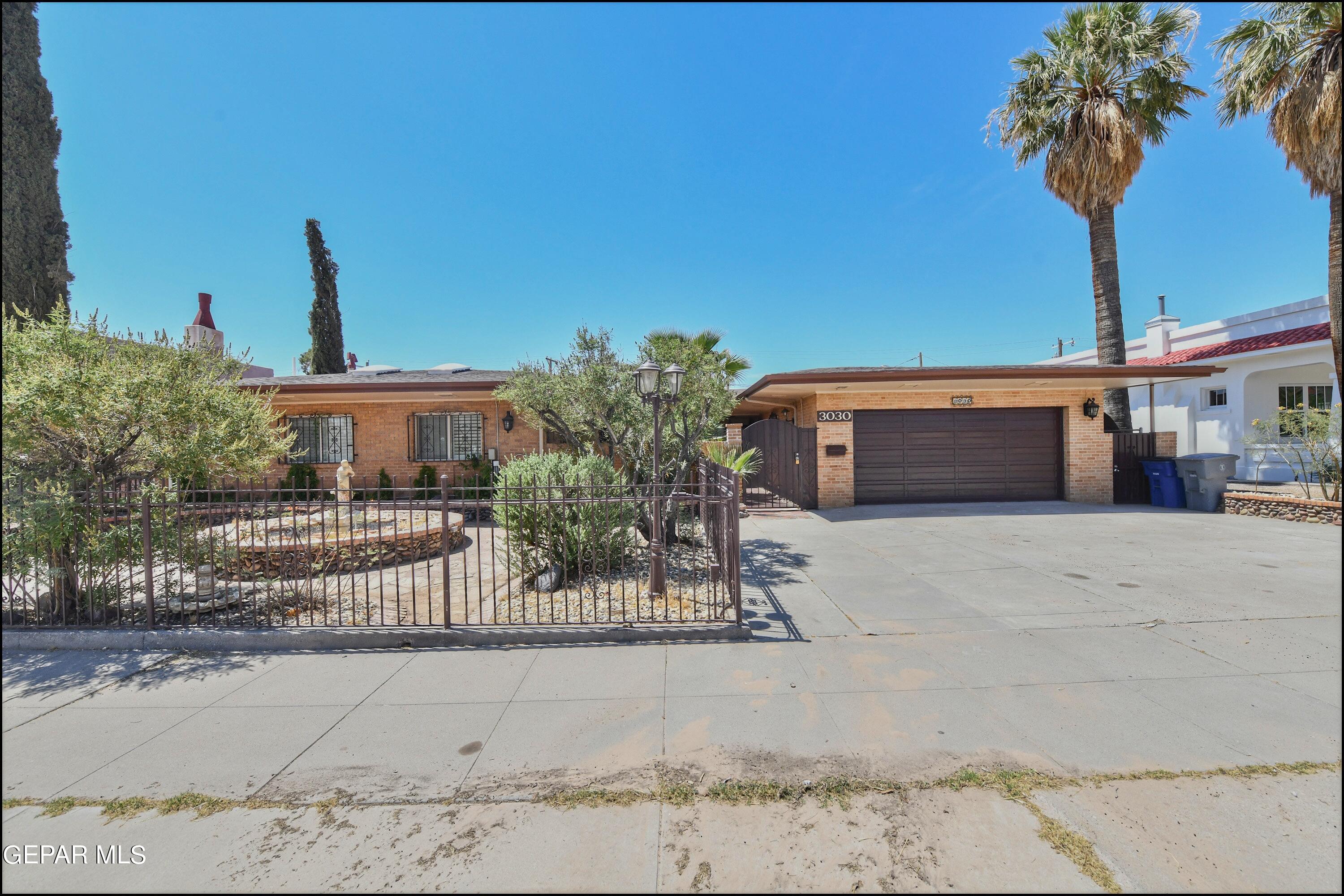 3030 Aurora Avenue, El Paso, TX 79930