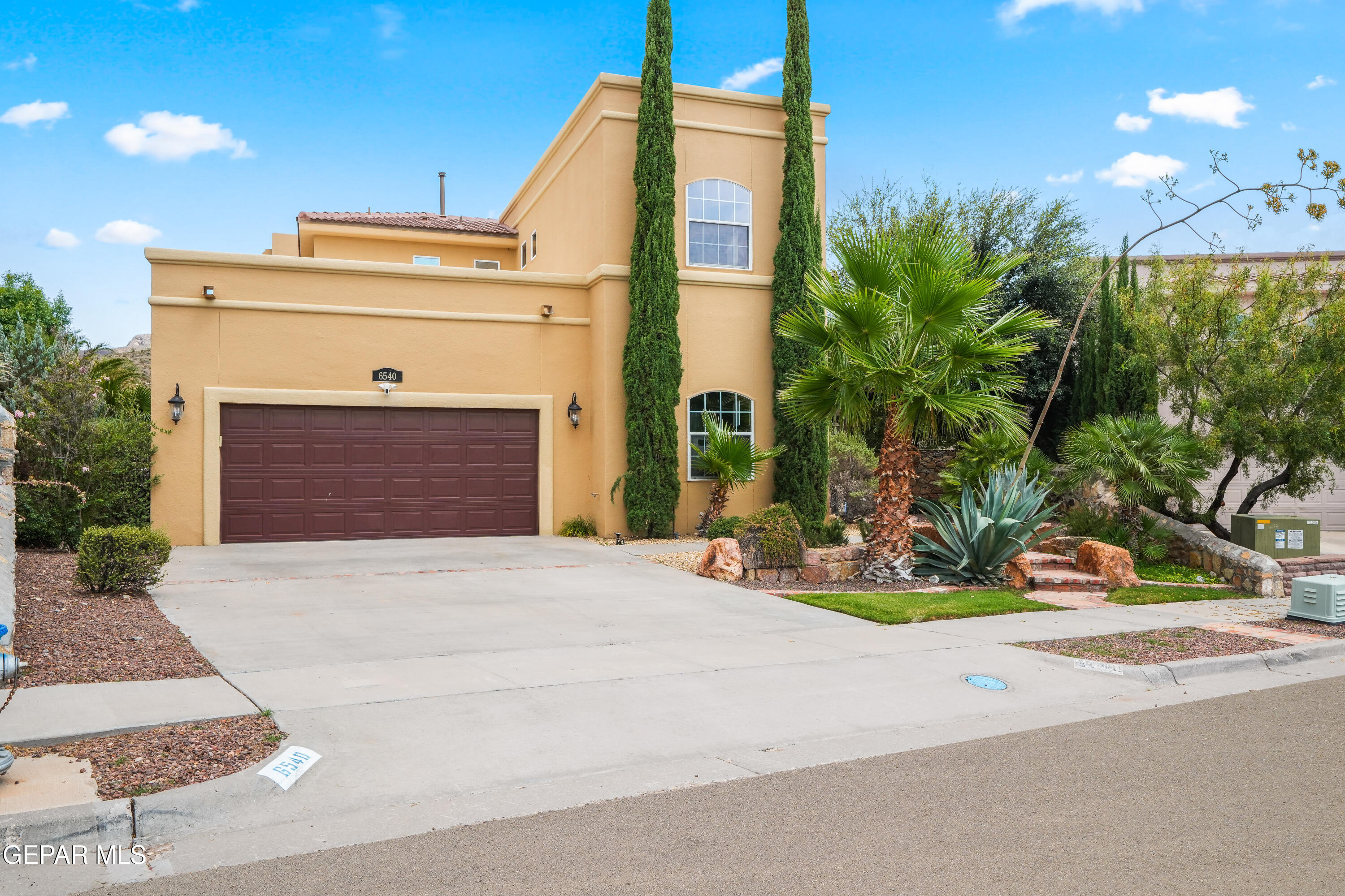 6540 CABANA DEL SOL Drive, El Paso, TX 79911