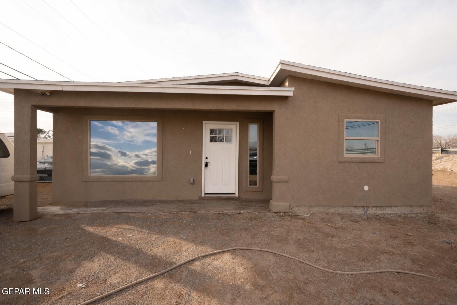 401 Cinecue Way, El Paso, TX 79907