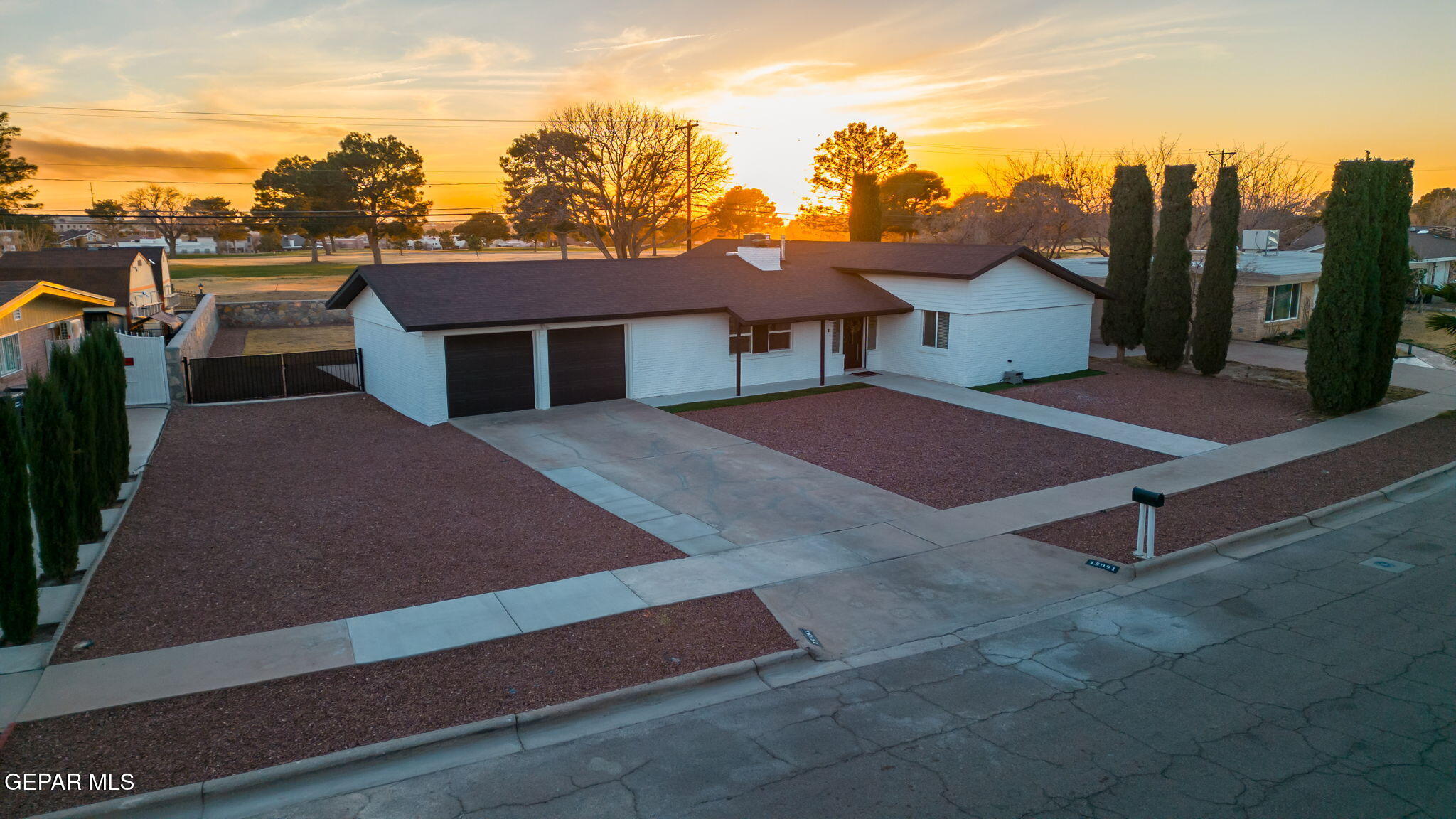 15091 Homestead Drive, Horizon City, TX 79928