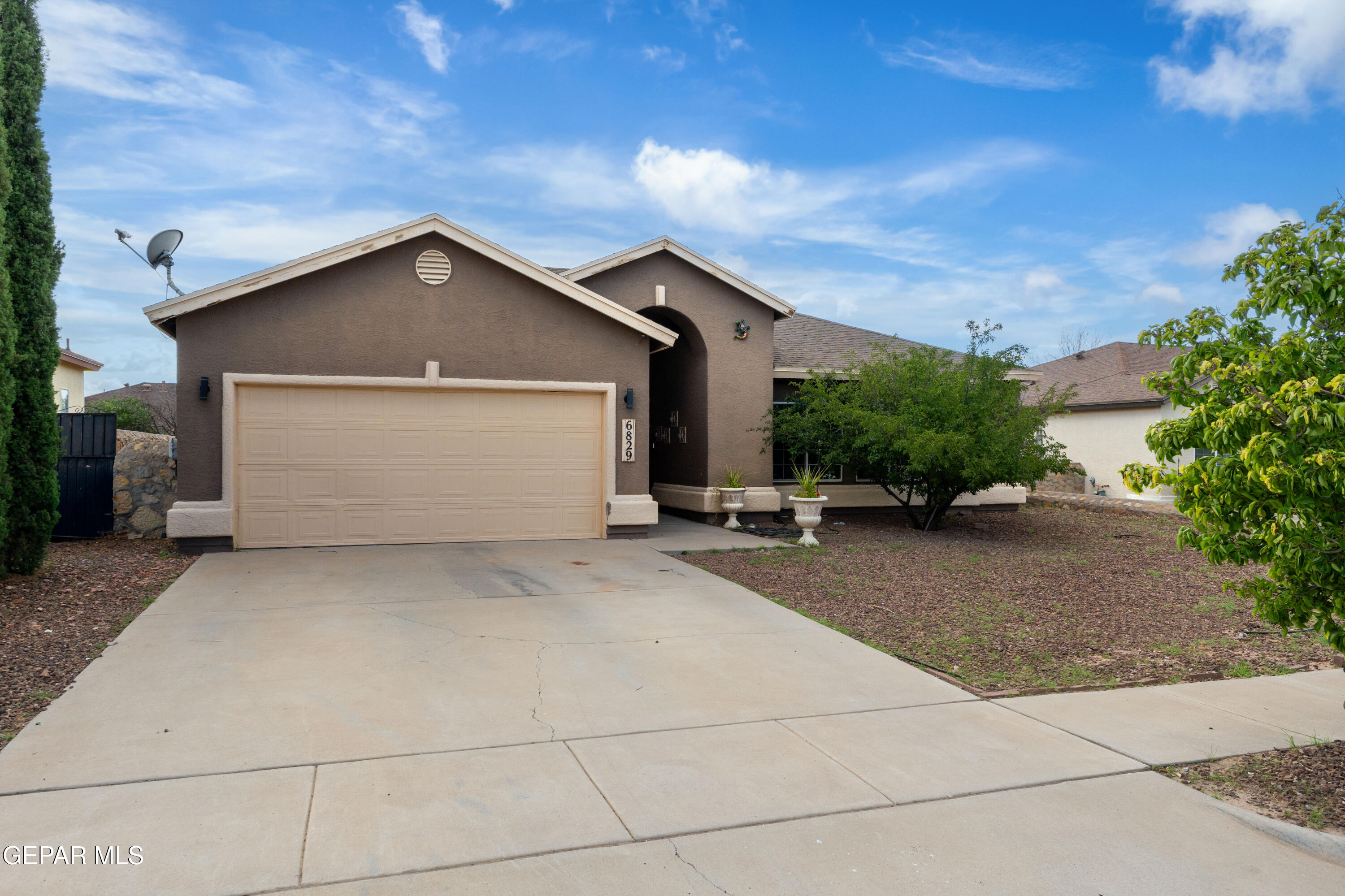 6829 STEFFERS Lane, El Paso, TX 79932