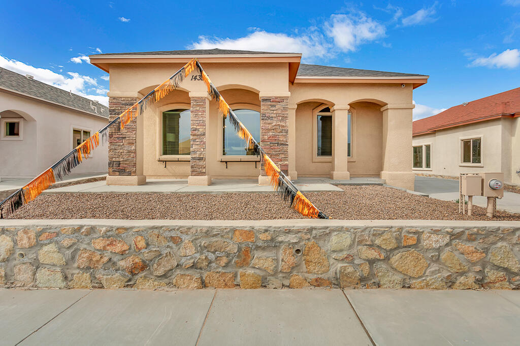 14333 Tobe Davis Drive, Horizon City, TX 79928
