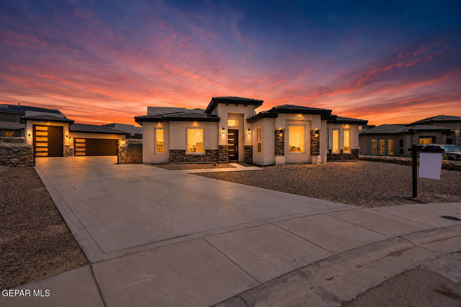 352 EMERALD TREE Lane, Horizon City, TX 79928