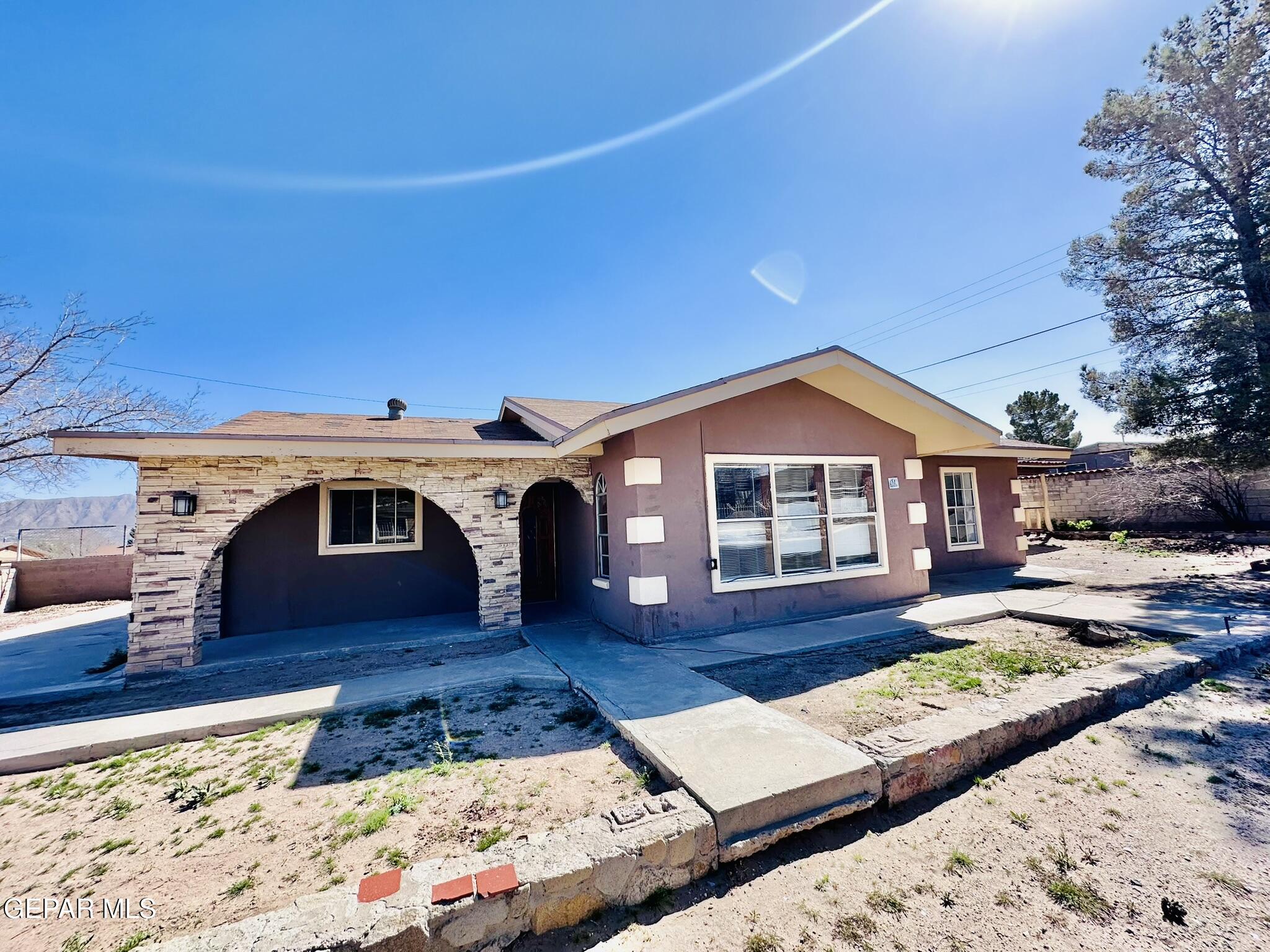 321 2nd Street, Sunland Park, NM 88063