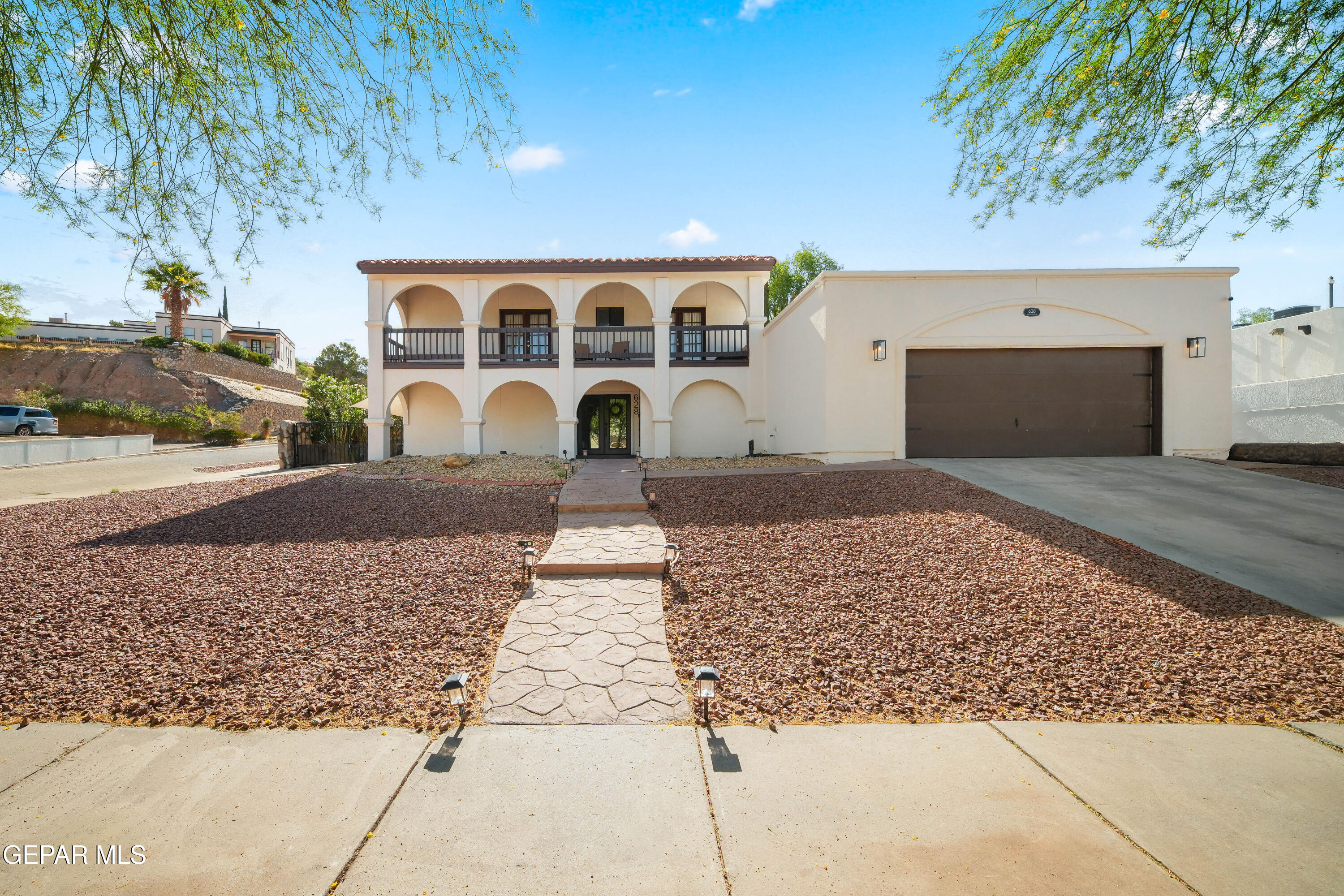 628 ALTO PENASCO Place, El Paso, TX 79912