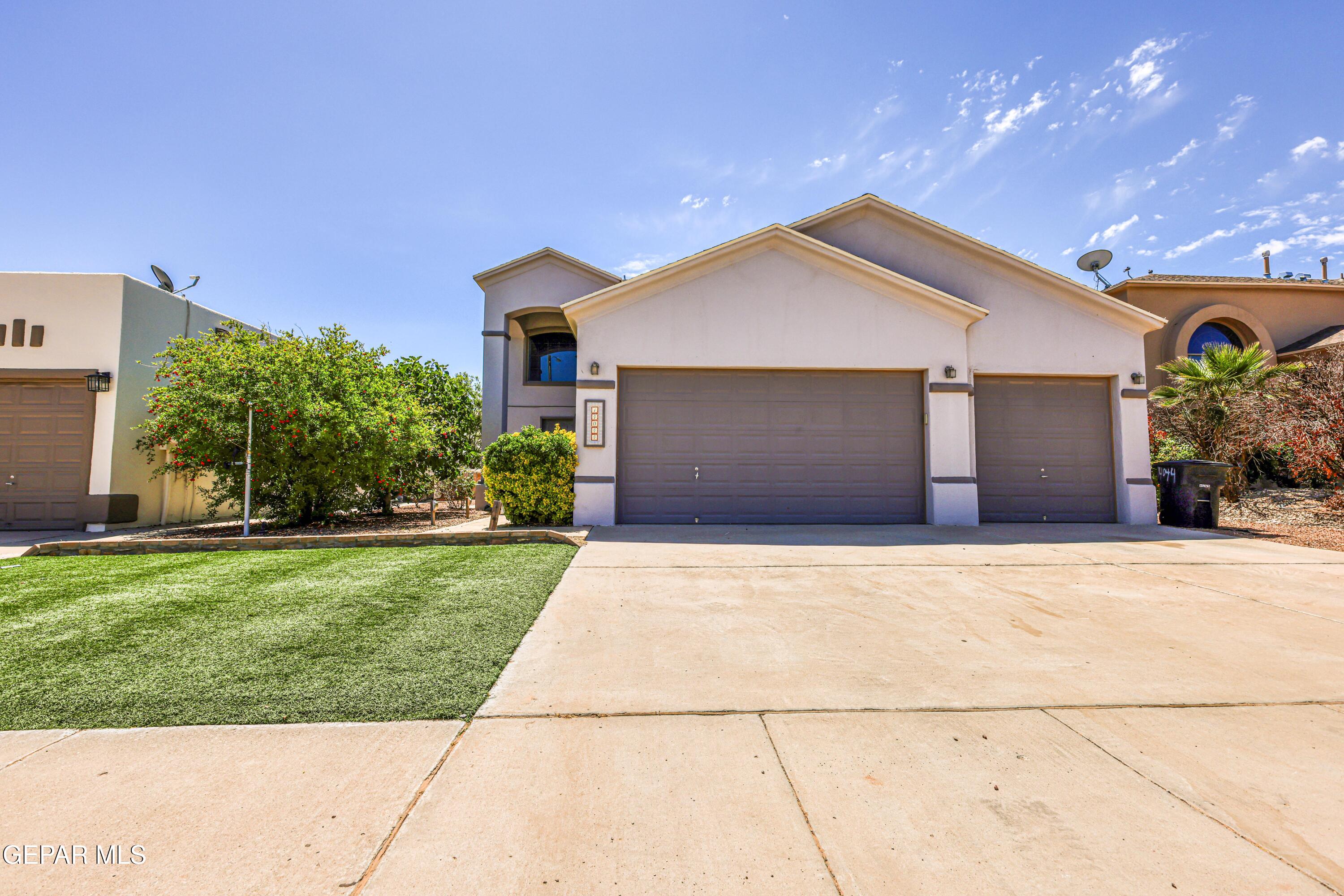 14044 Highweed Drive, Horizon City, TX 79928