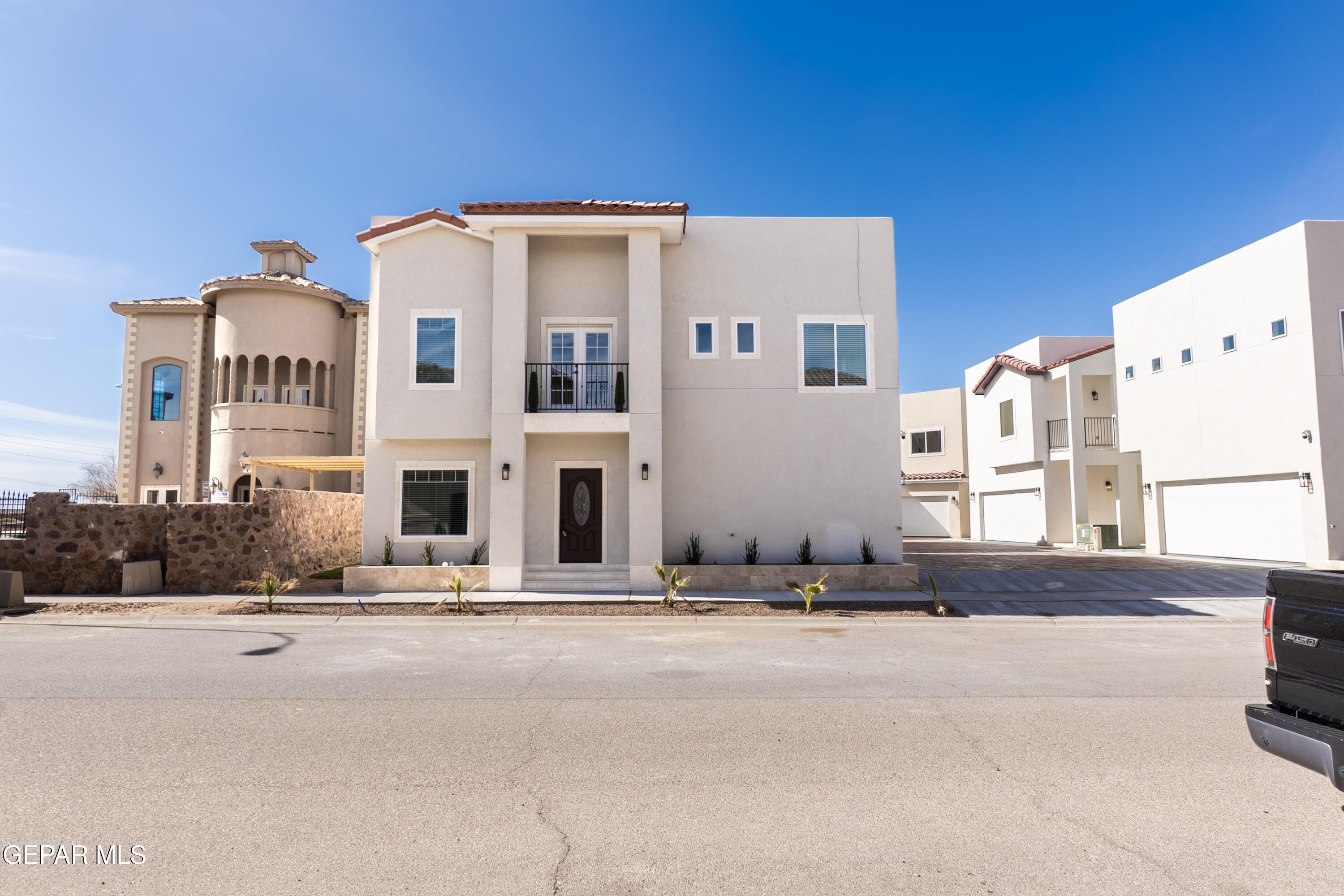 12210 Costa Brava, El Paso, TX 79938