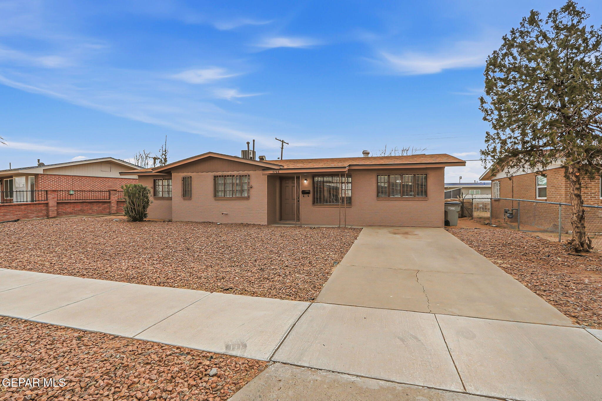 5708 LEXINGTON Drive, El Paso, TX 79924