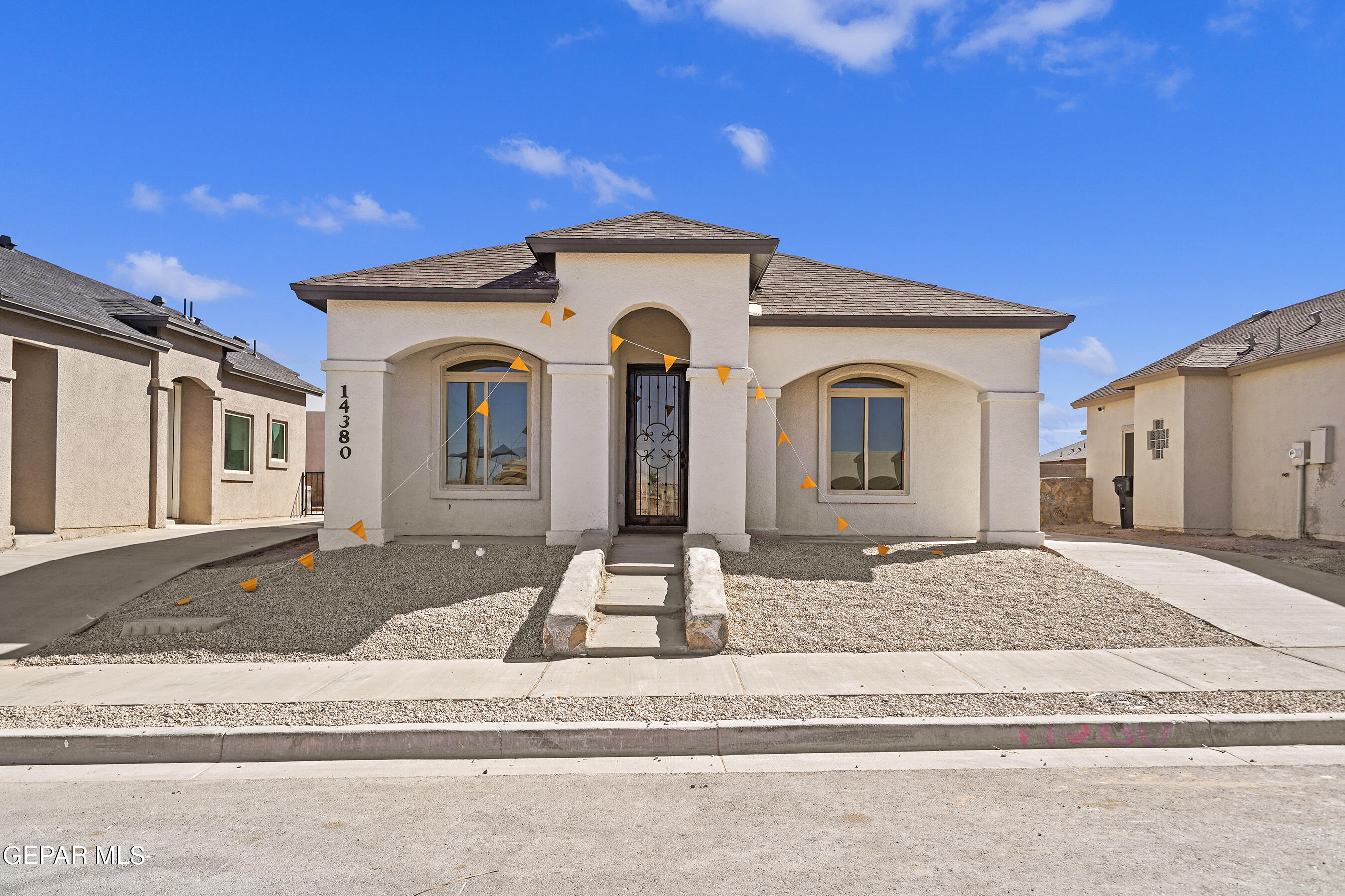 14380 BILL LAZOR Parkway, El Paso, TX 79928