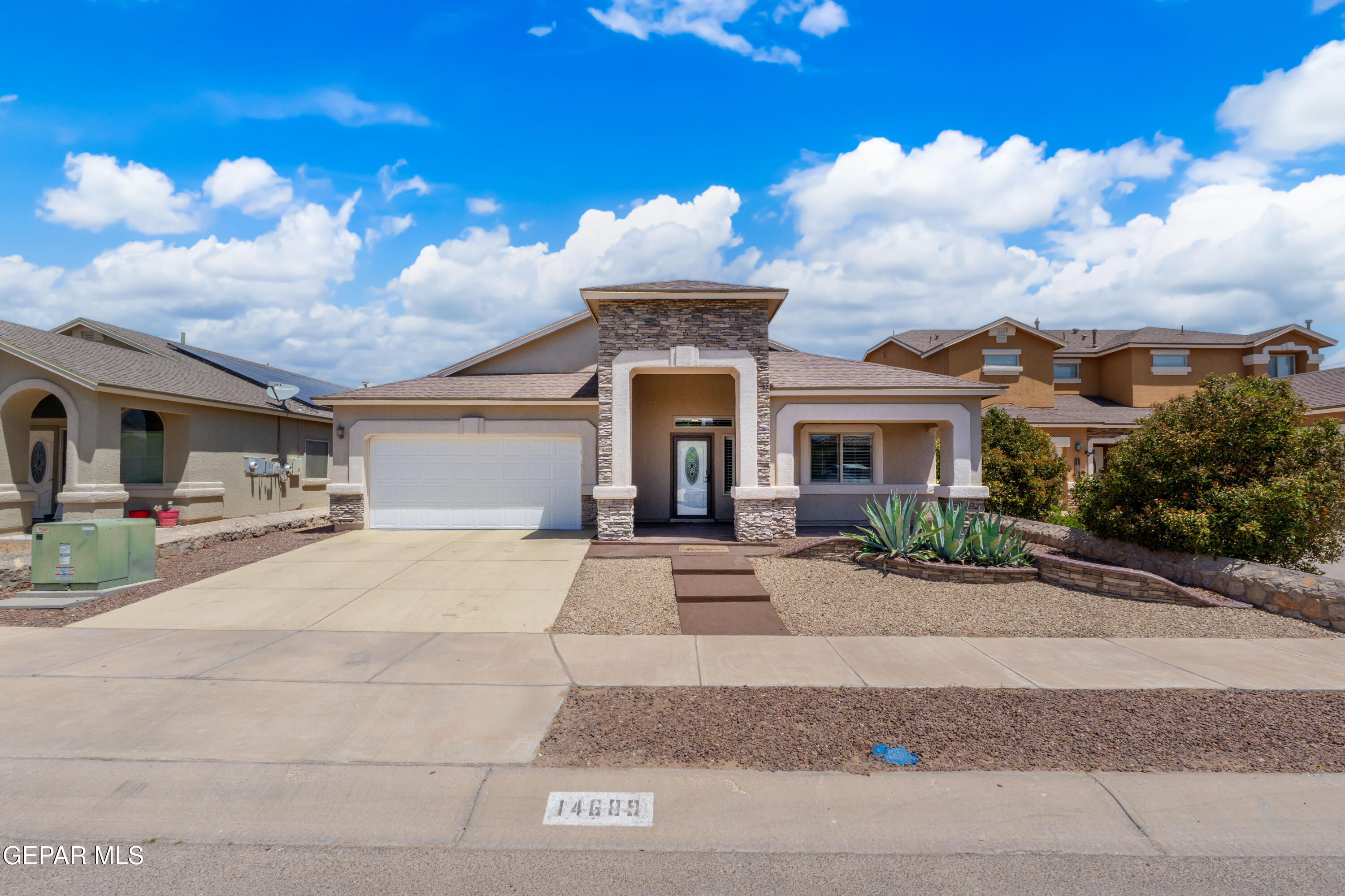 14689 HUNTERS GROVE Avenue, El Paso, TX 79938