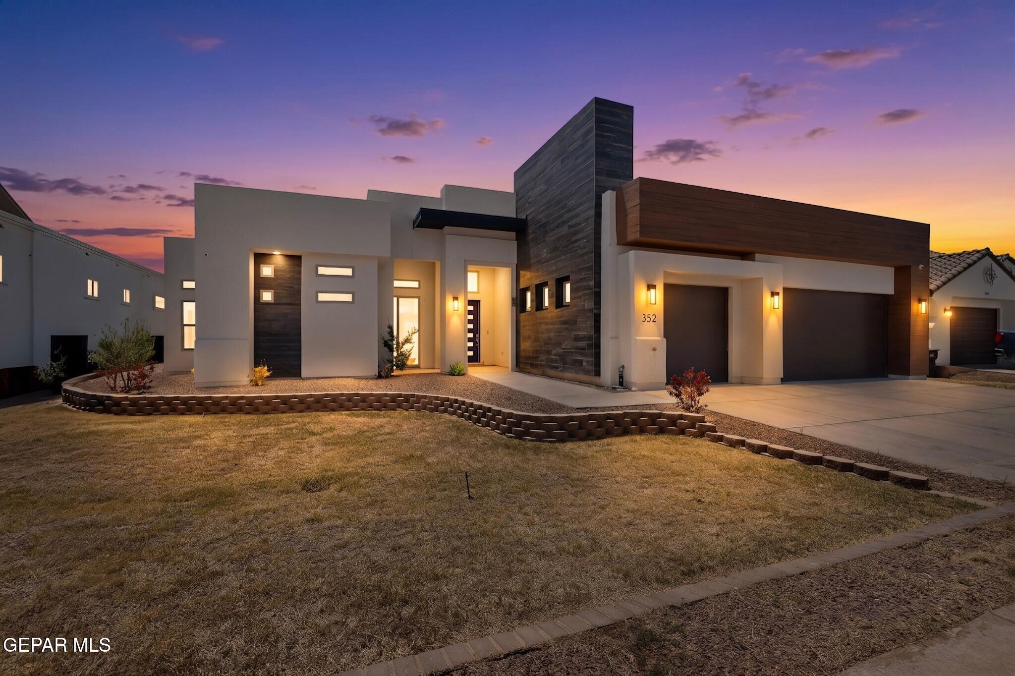 352 RIO DE JAZMIN Circle, El Paso, TX 79932
