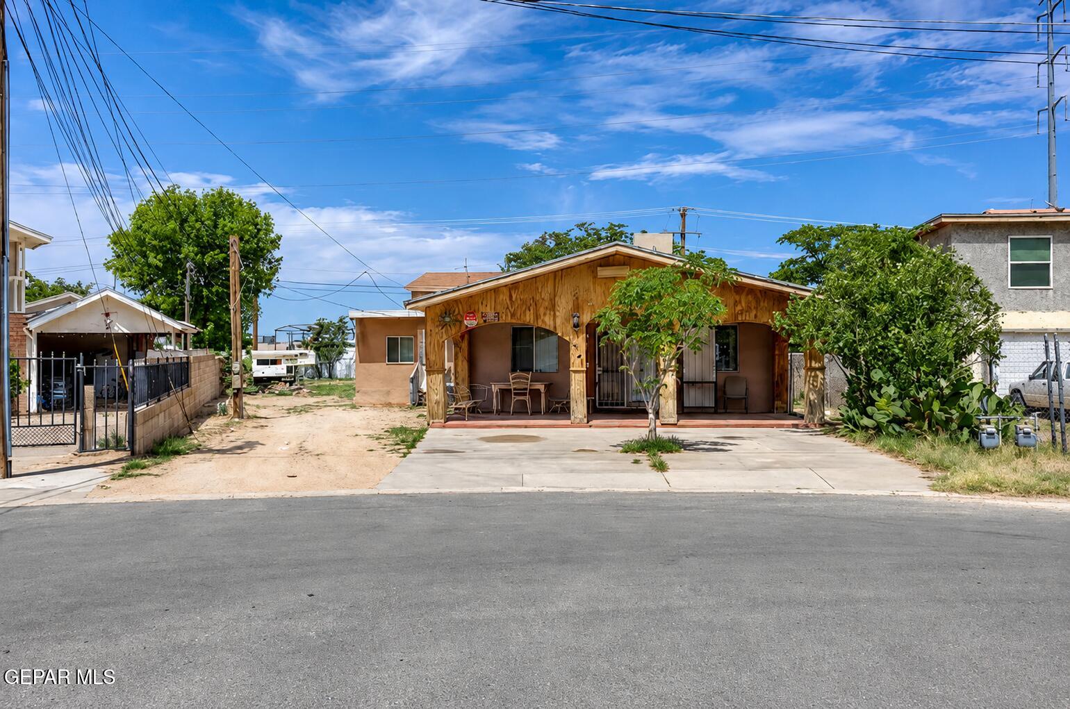 7421 MINDORO Place, Canutillo, TX 79835