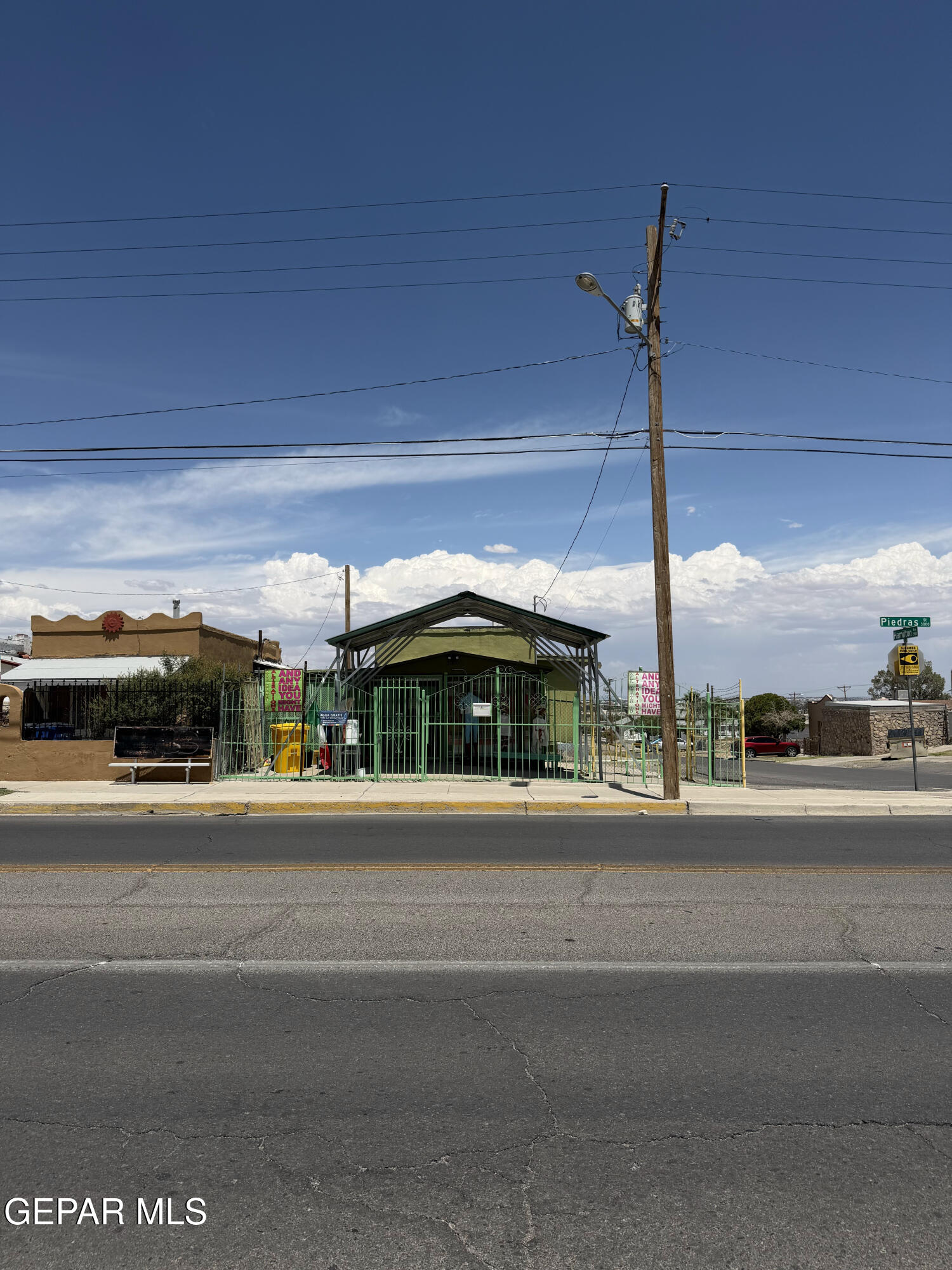 3000 N PIEDRAS Street, El Paso, TX 79930