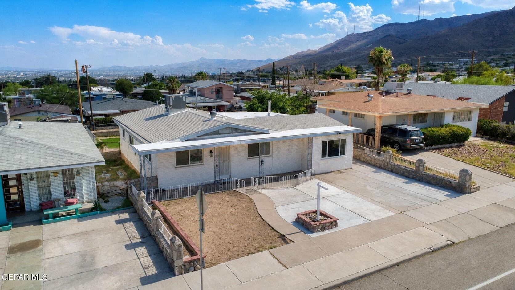3016 Van Buren Avenue, El Paso, TX 79930