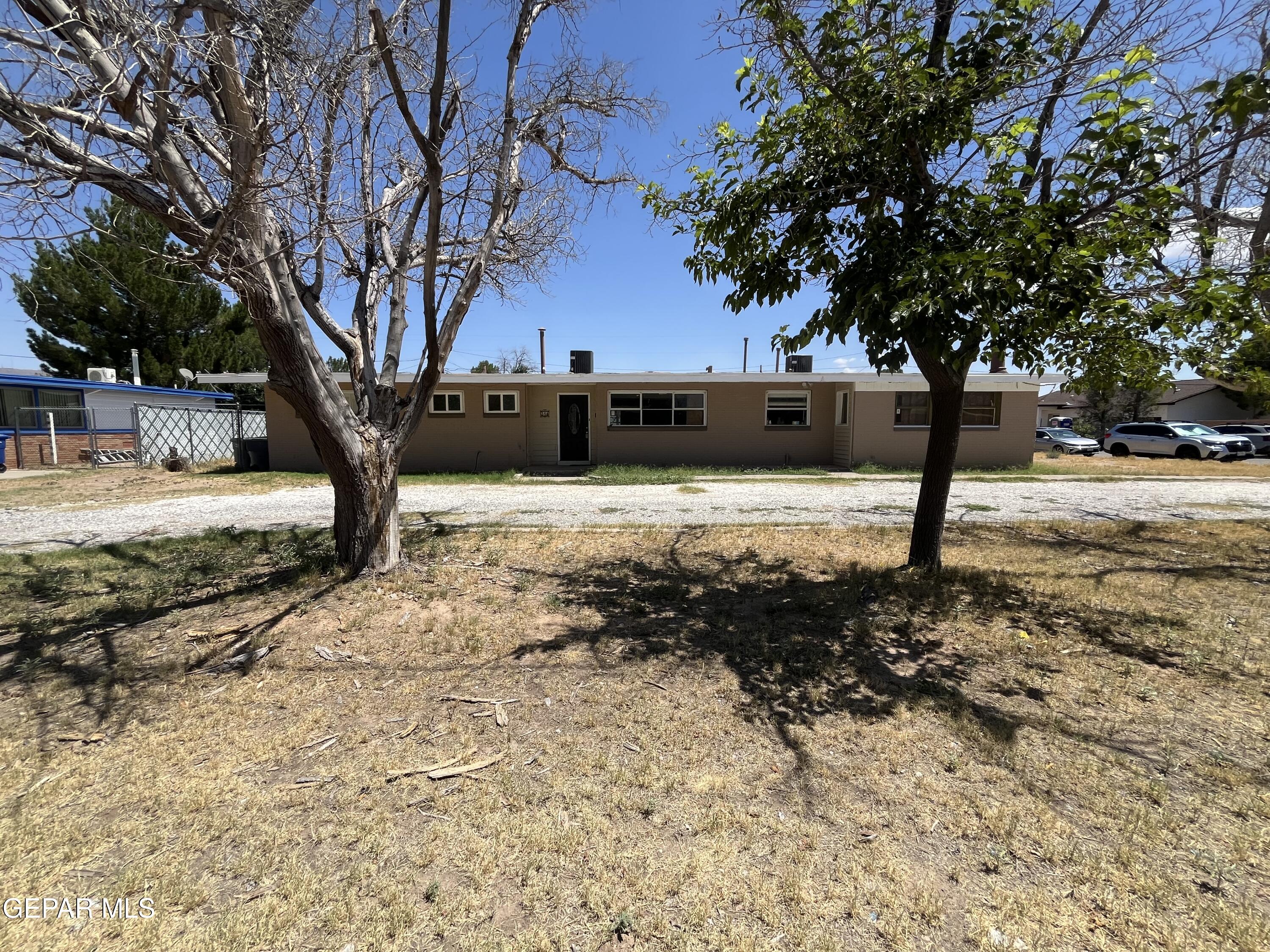 348 BIRD Avenue, El Paso, TX 79922
