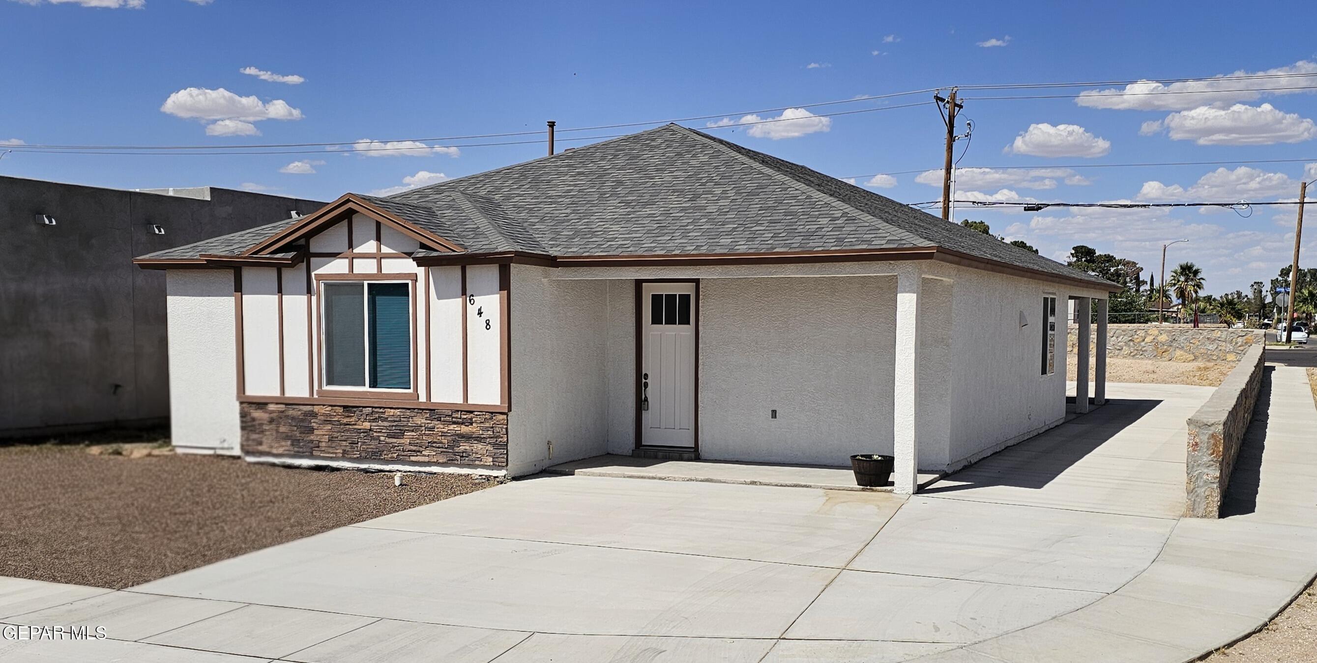 648 Danube Drive, Horizon City, TX 79928