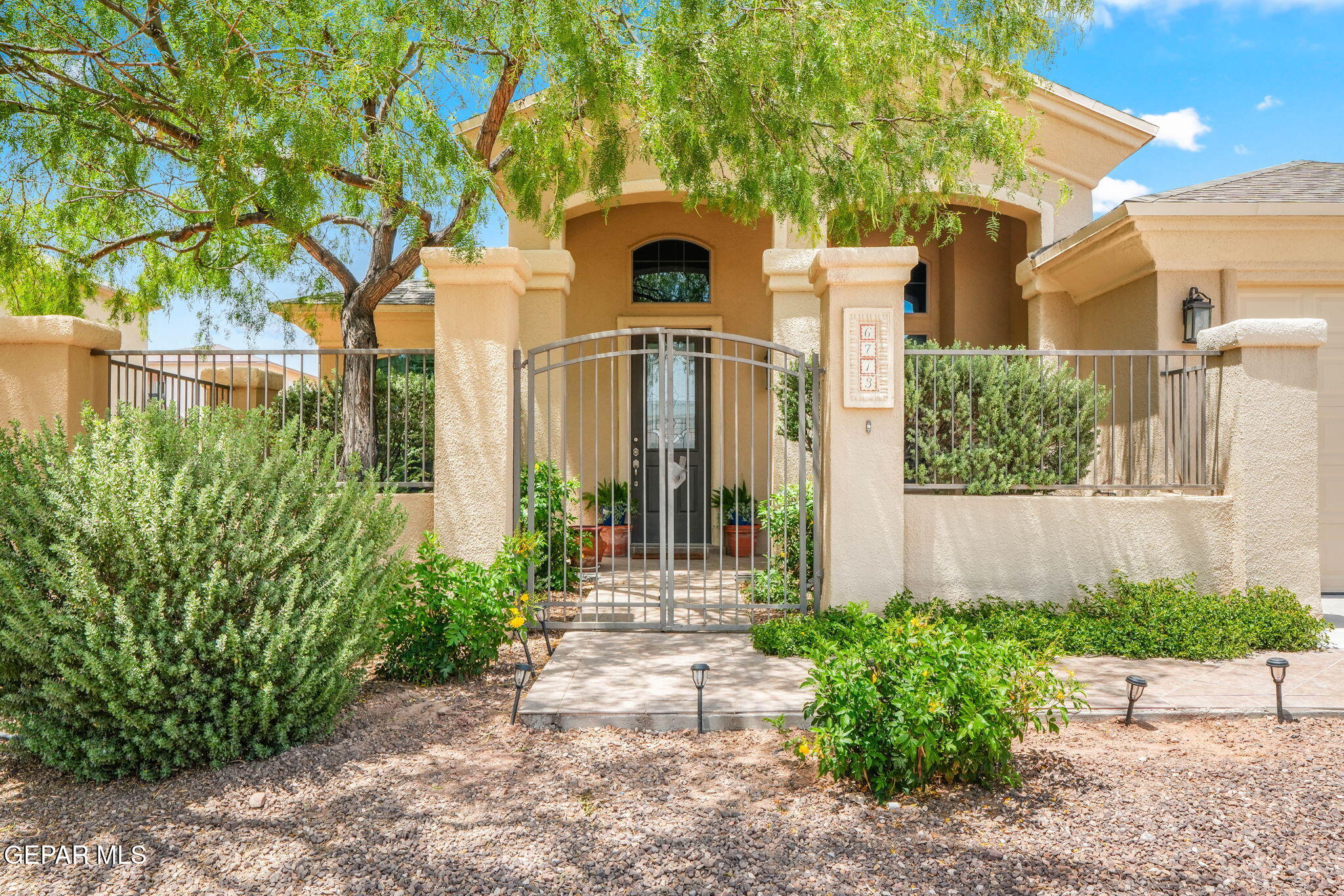 6713 CRUCERO DEL SOL Court, El Paso, TX 79911