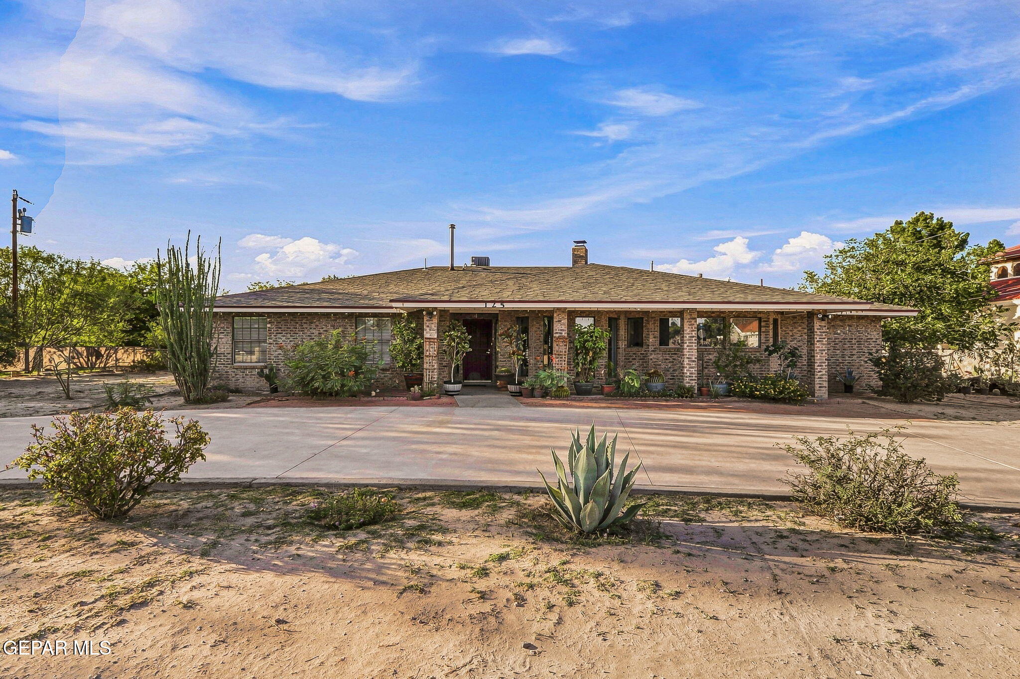 125 LA NELL Drive, Canutillo, TX 79835