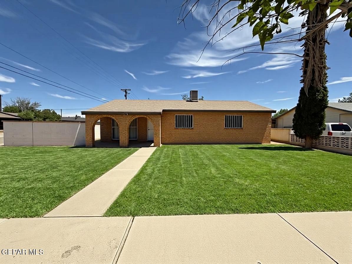 501 EDUARDO Street, Anthony, TX 79821