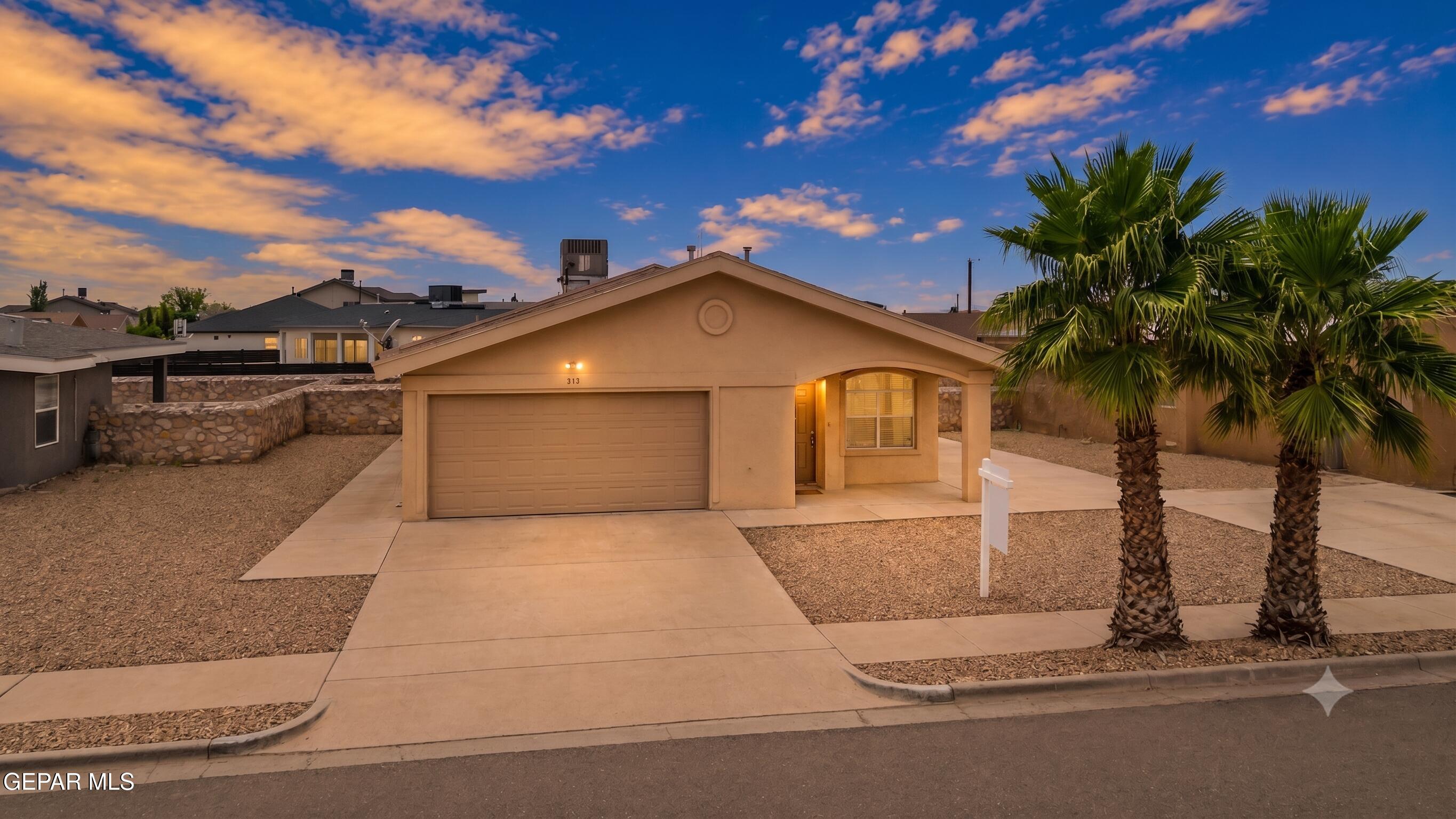 513 Cactus Crossing Drive, Horizon City, TX 79928