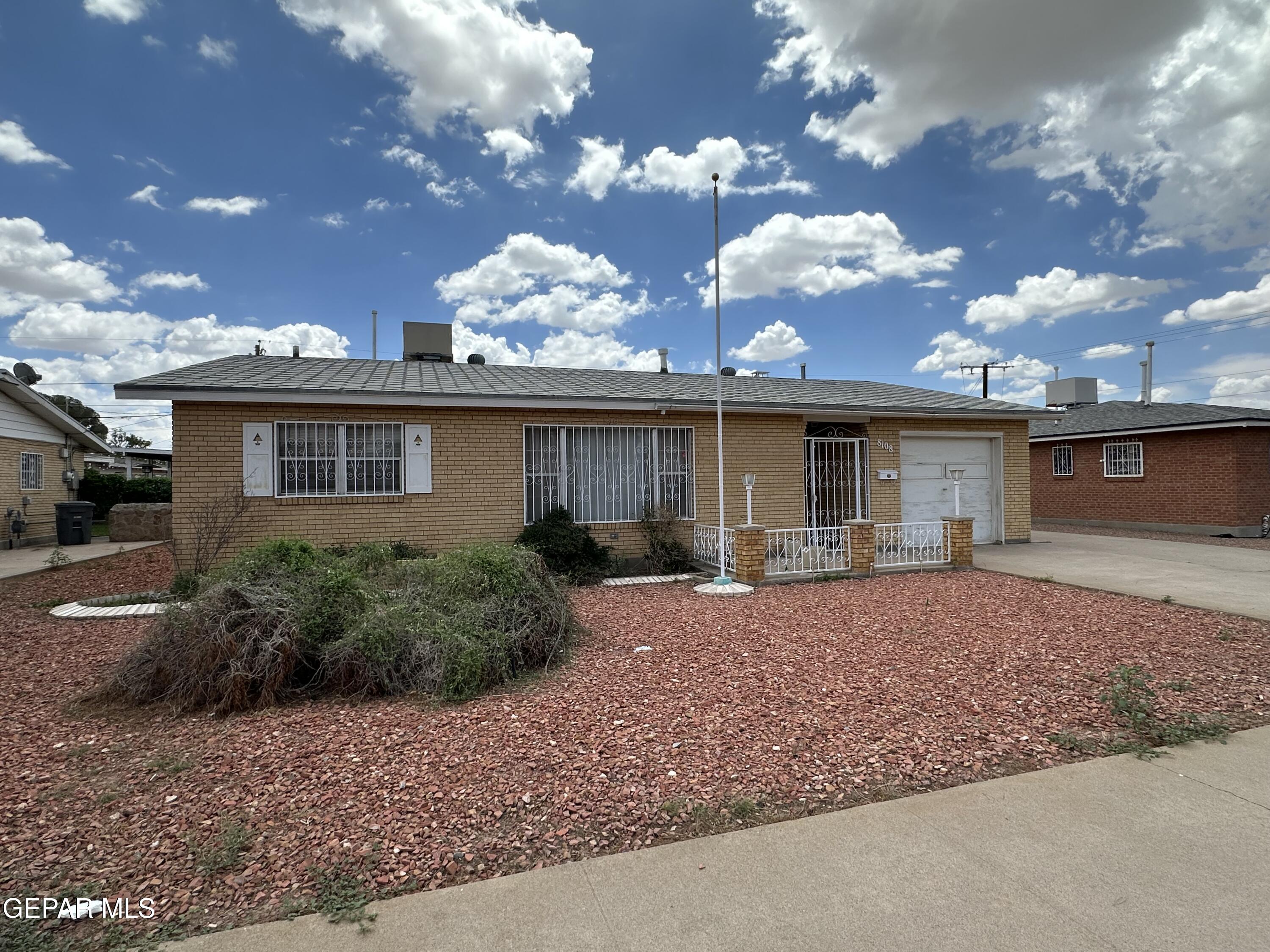 8108 CATALPA Lane, El Paso, TX 79925