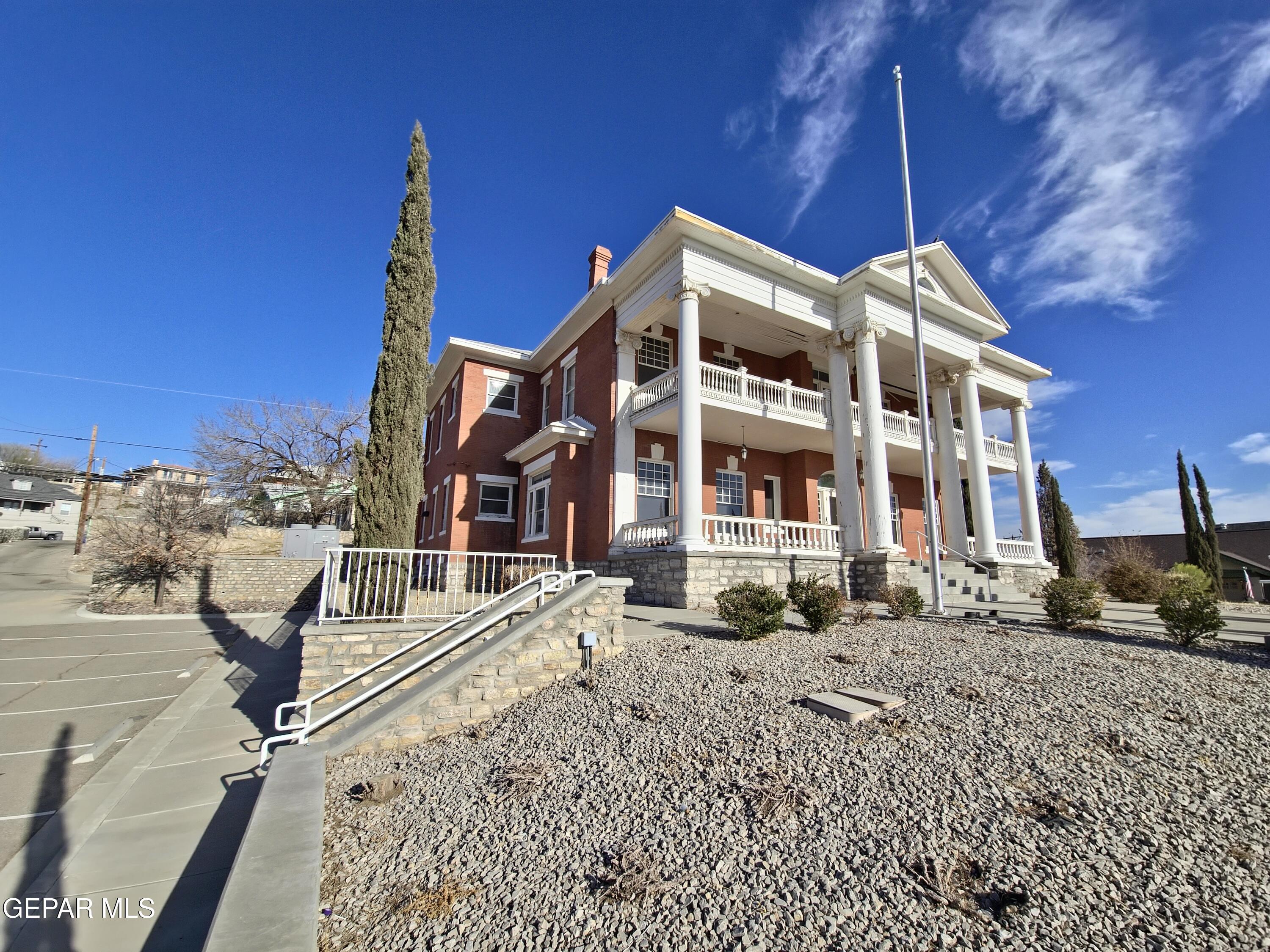 1725 Arizona Avenue, El Paso, TX 79902