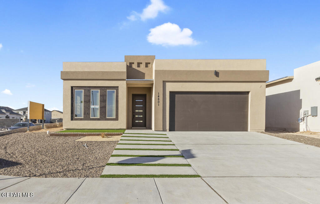 3724 Model Lane, El Paso, TX 79938