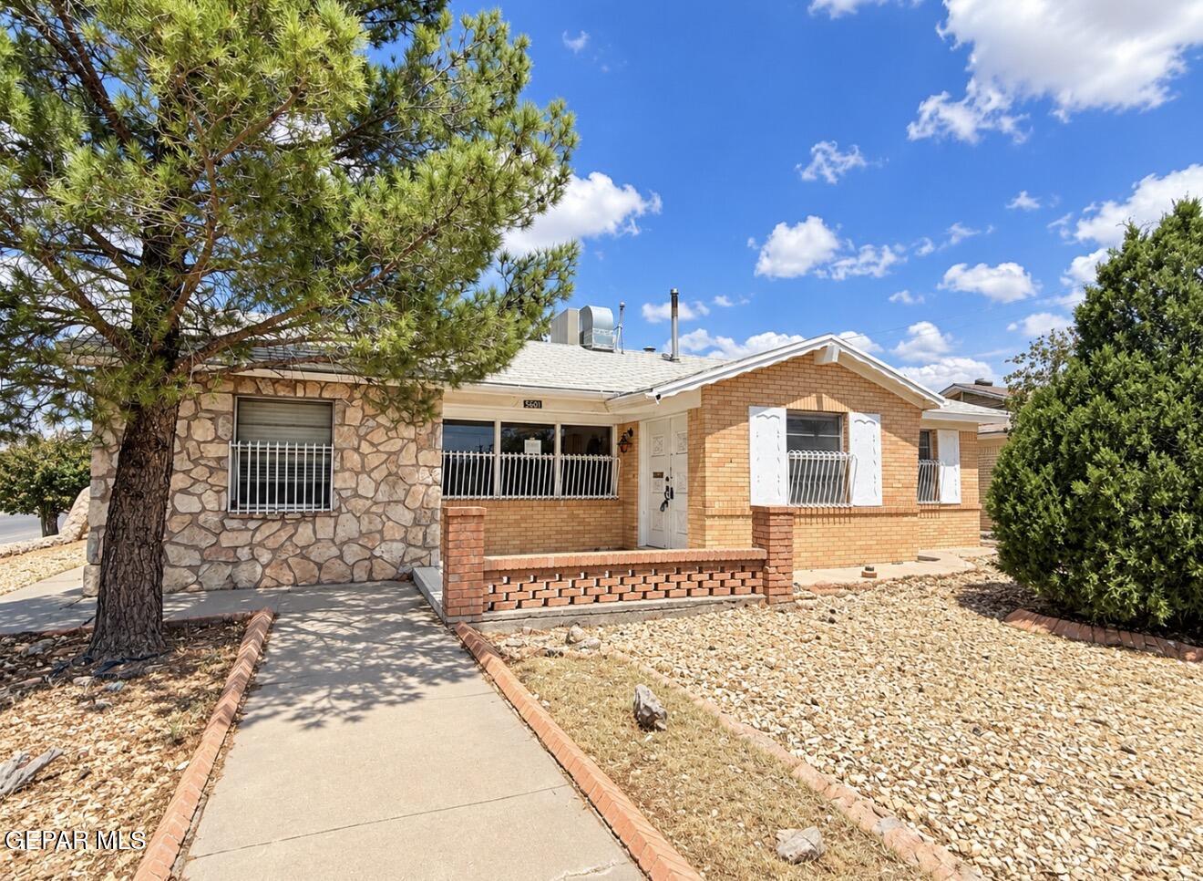 5601 FAIRBANKS Drive, El Paso, TX 79924
