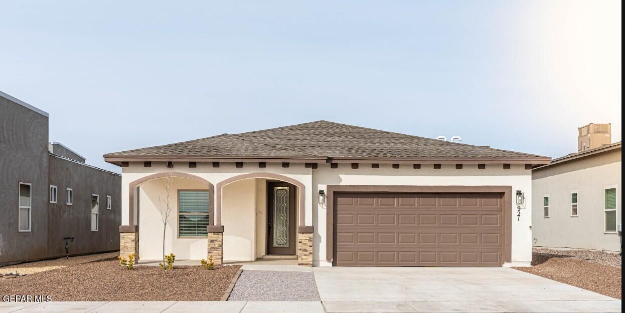 921 GULF STREAMS Avenue, El Paso, TX 79932