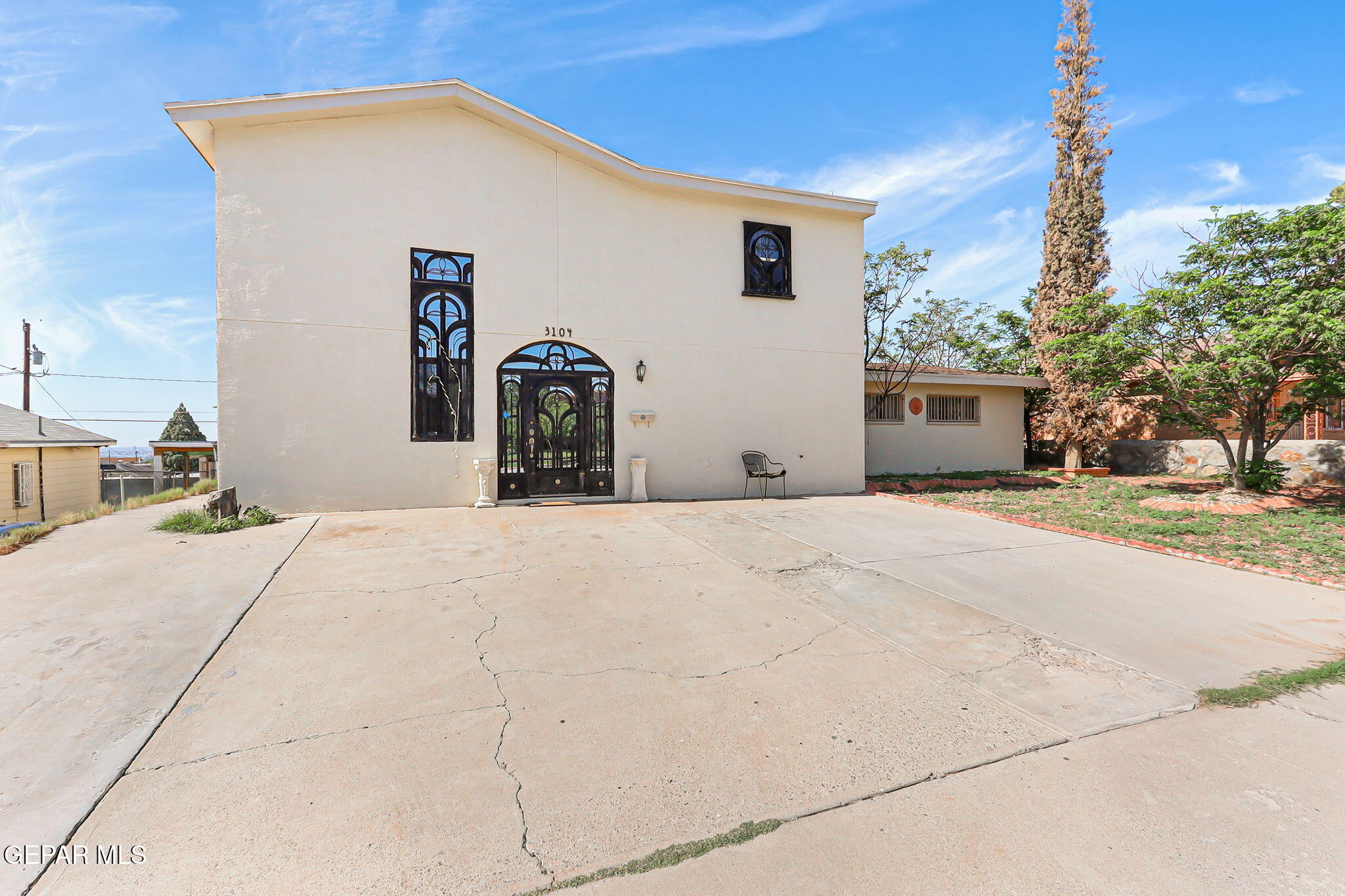 3104 Van Buren Avenue, El Paso, TX 79930