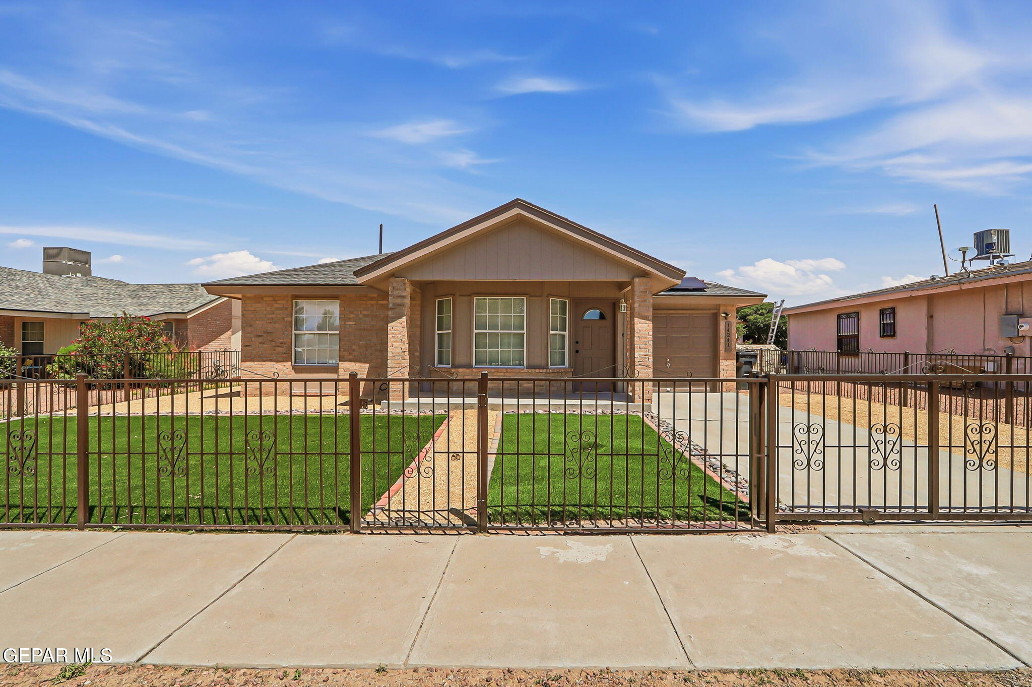 14241 THAYER PEASE Avenue, Horizon City, TX 79928