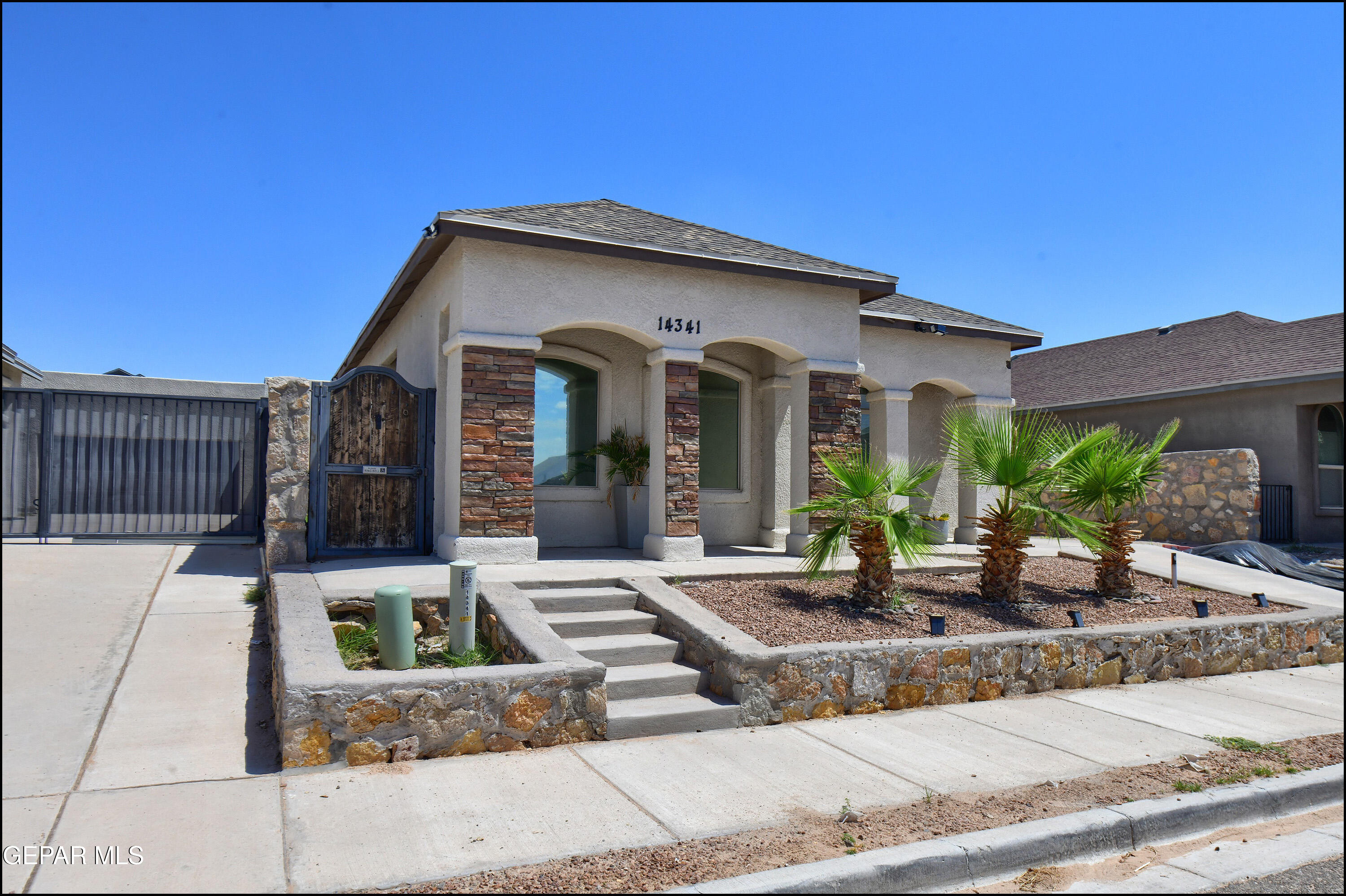 14341 Seth Payne Drive, Horizon City, TX 79928