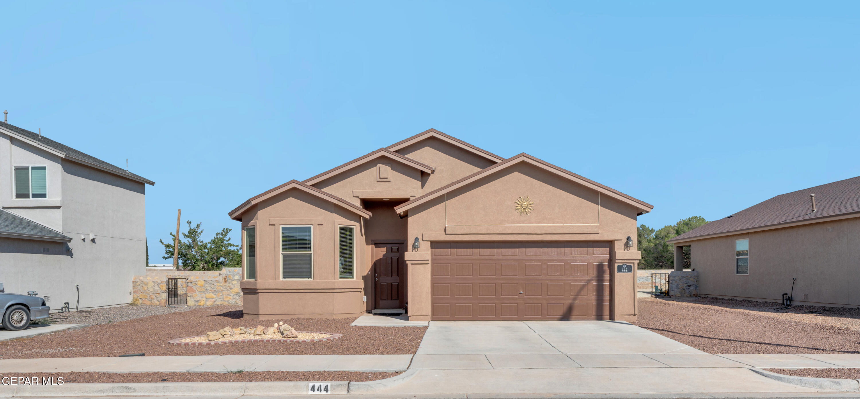 444 SUN TEMPLE Road, Socorro, TX 79927