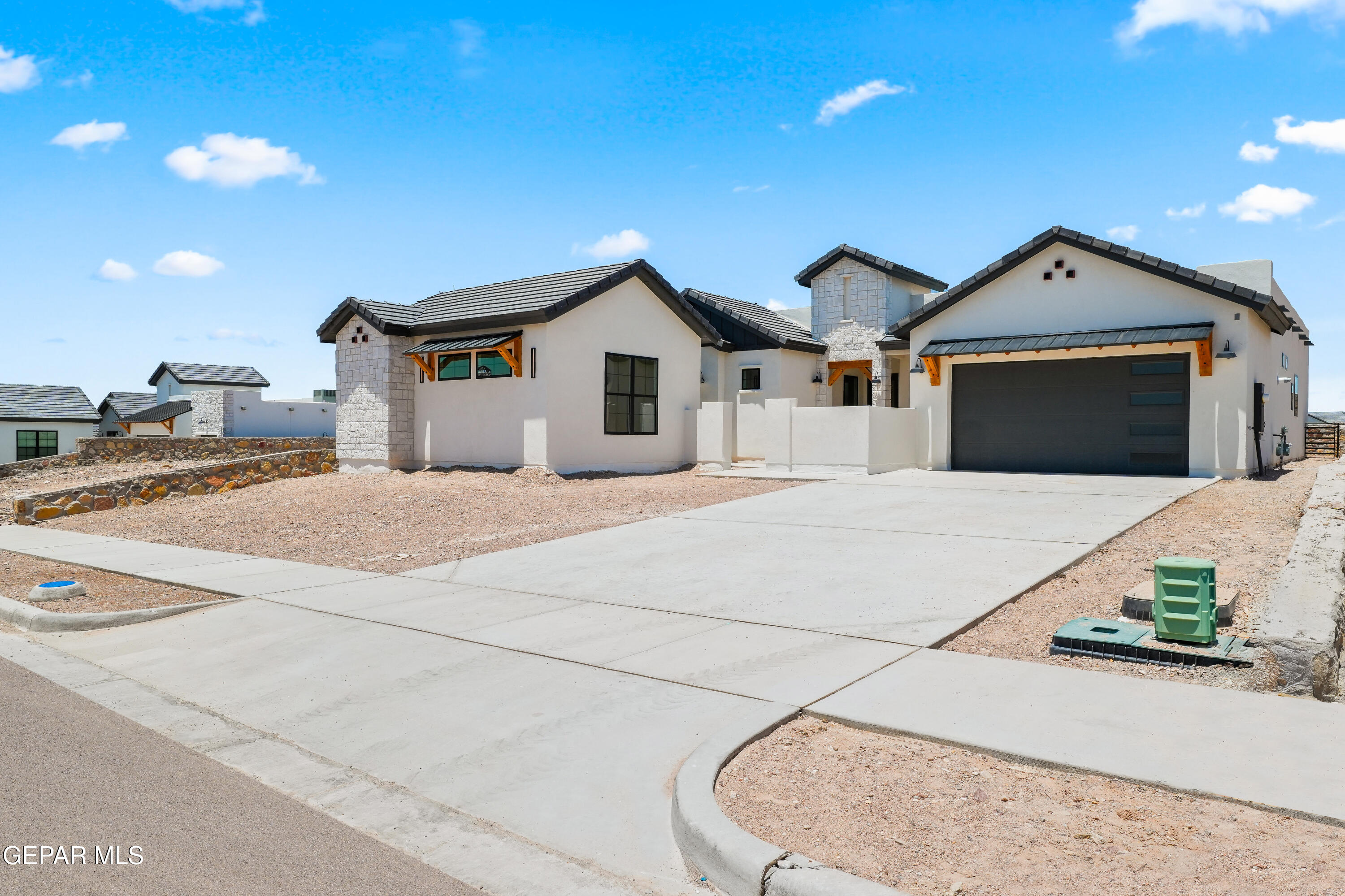 1849 War Path Drive, El Paso, TX 79911