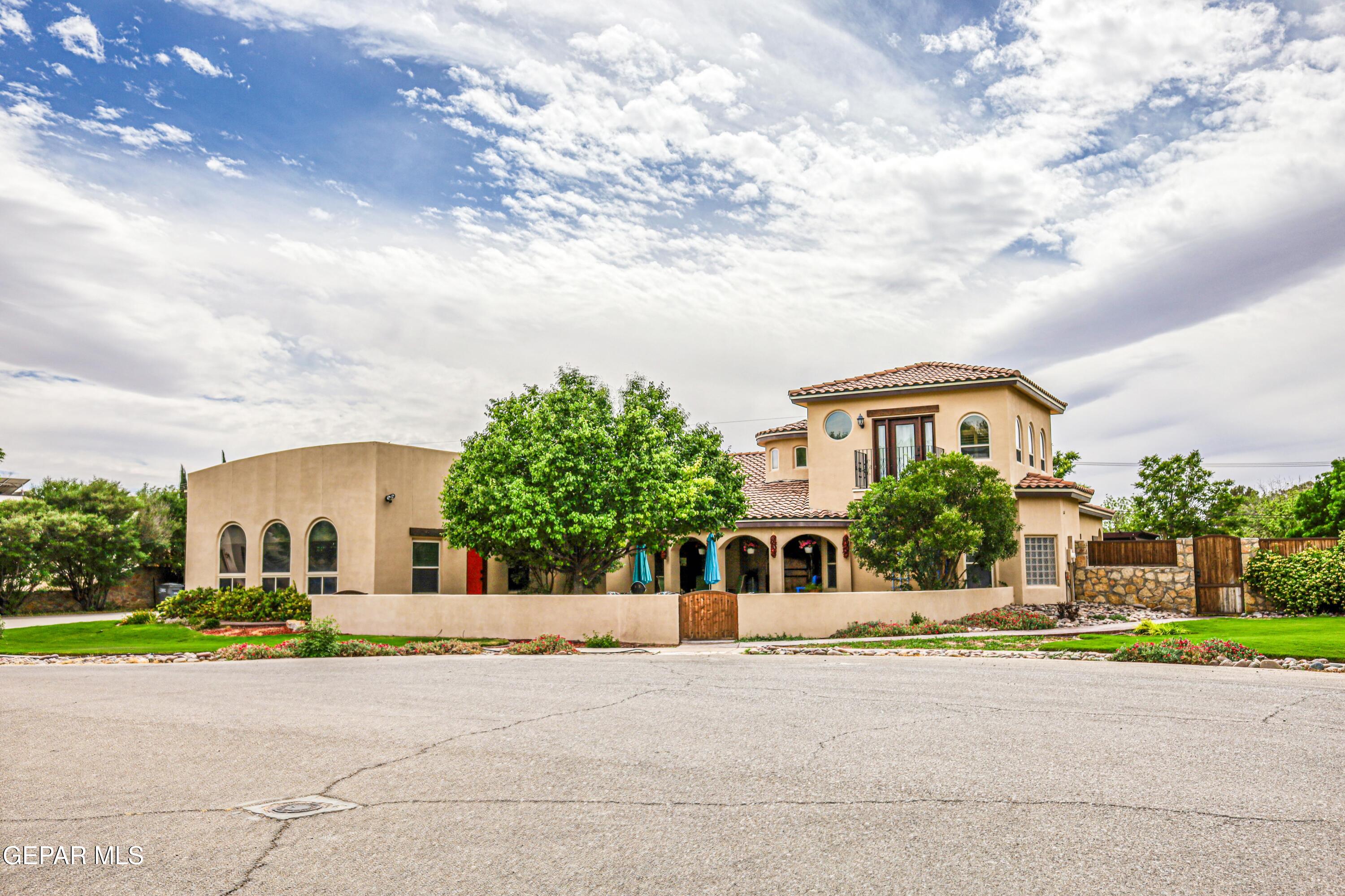5413 E RIVER Lane, El Paso, TX 79932