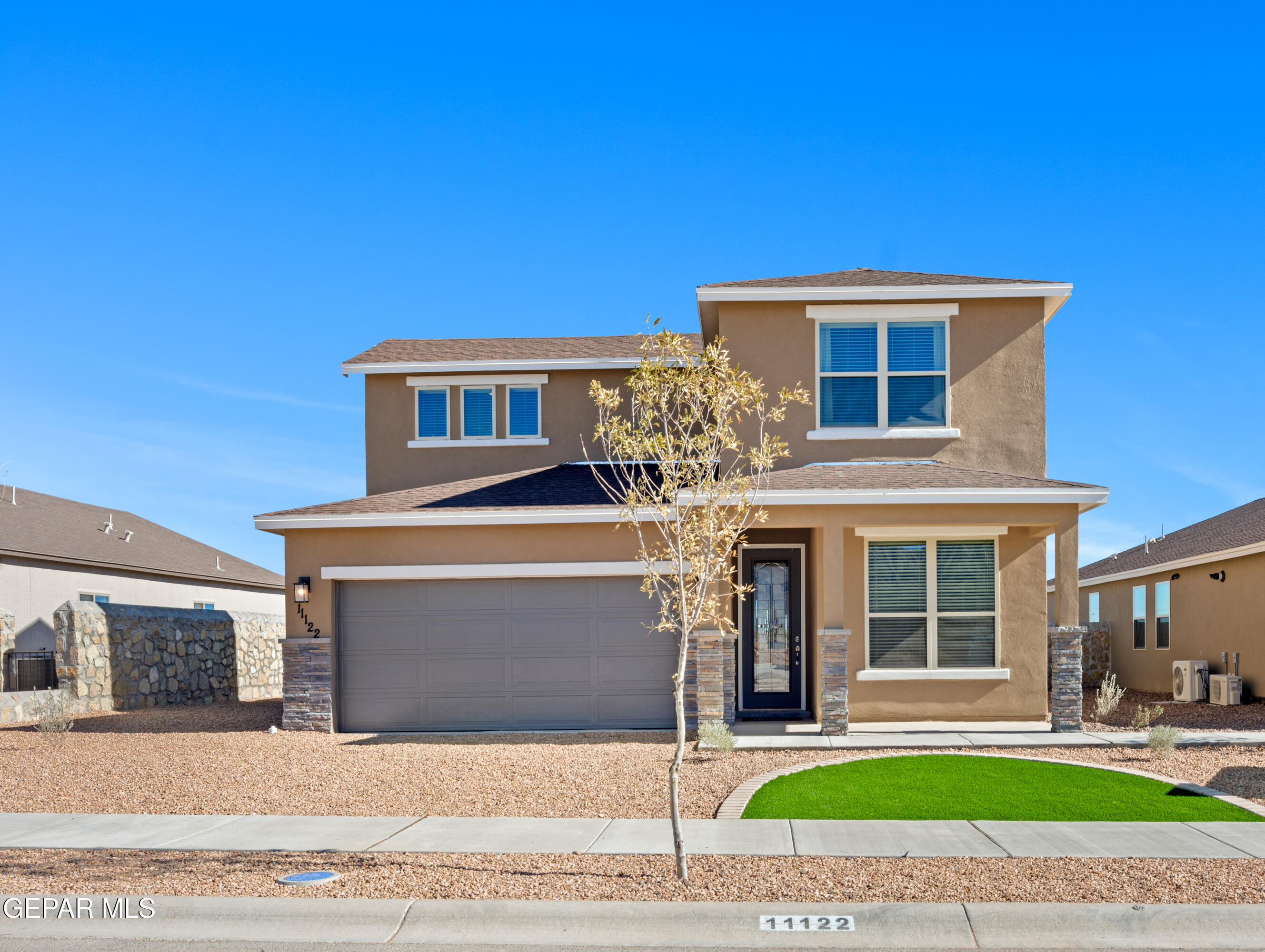 300 Emerald Air Place, Horizon City, TX 79928