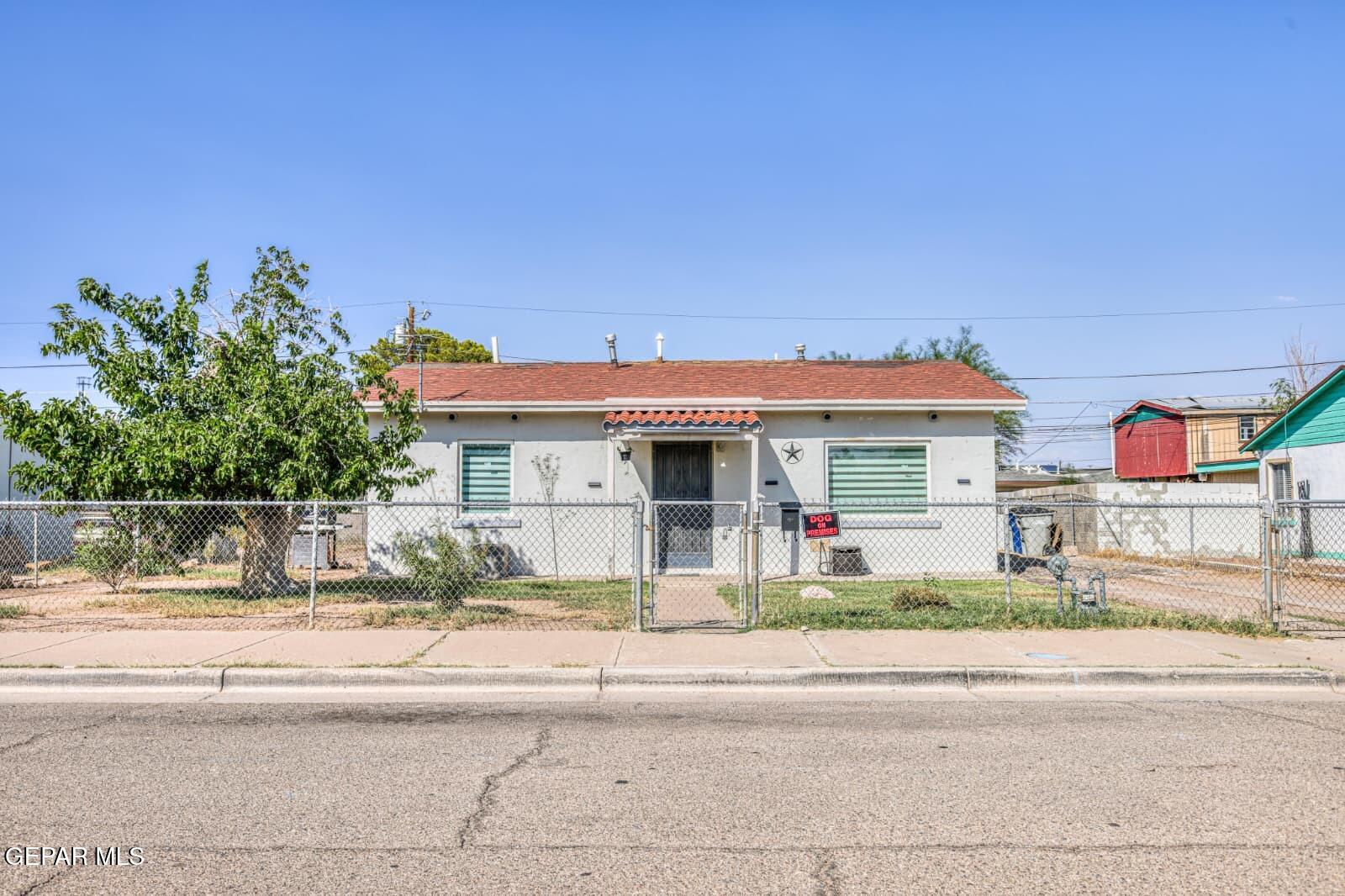 7859 LAURA Way, El Paso, TX 79915