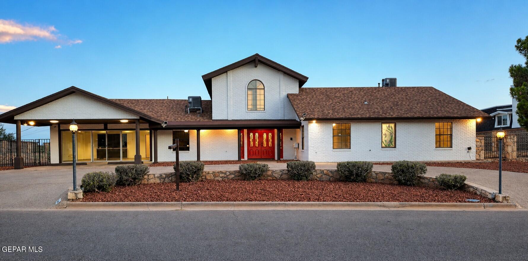 4244 Park Hill Drive, El Paso, TX 79902