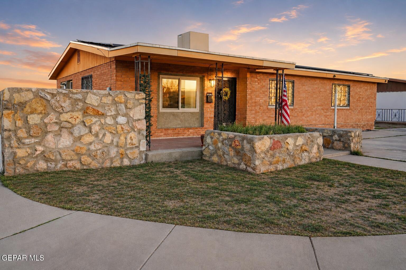 964 Lomita Drive, El Paso, TX 79907