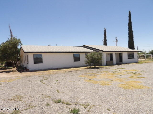810 Gato Road, El Paso, TX 79932