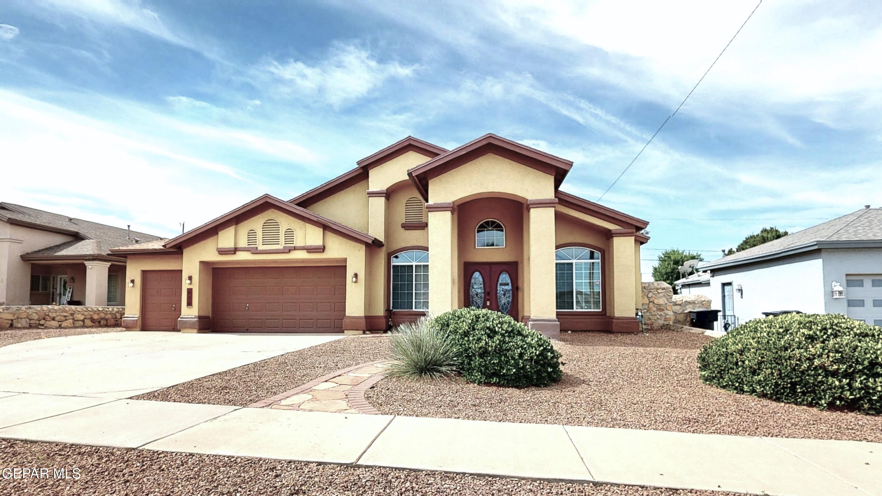 820 La Florida Drive, Canutillo, TX 79835