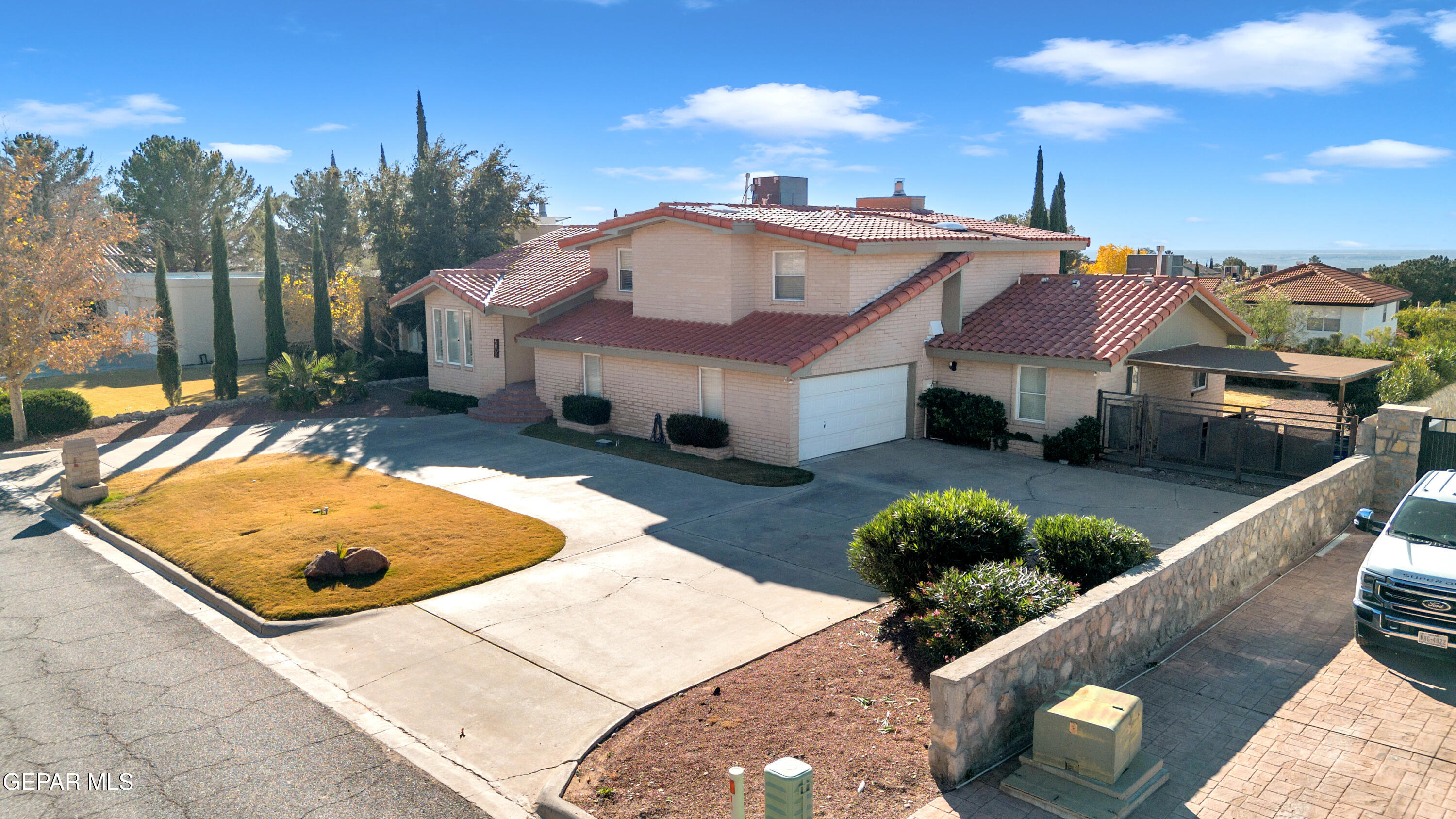 5809 Via Cuesta Drive, El Paso, TX 79912