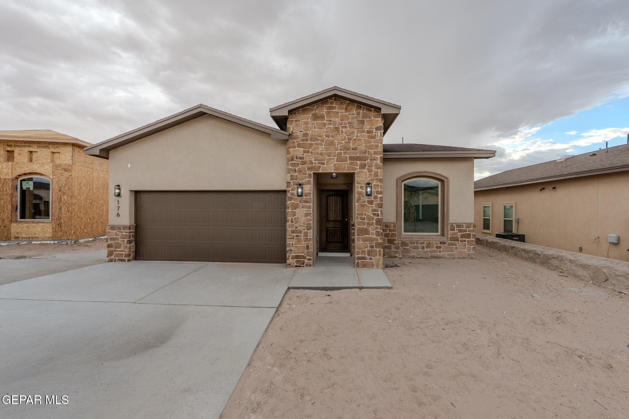 176 Dawson Street, Santa Teresa, NM 88008