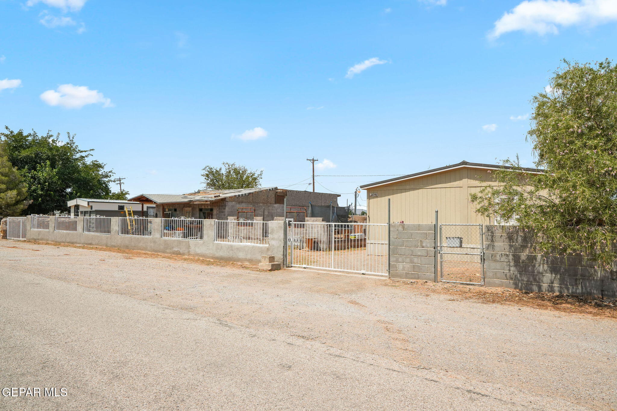 3670 WHITETAIL DEER Drive, El Paso, TX 79938