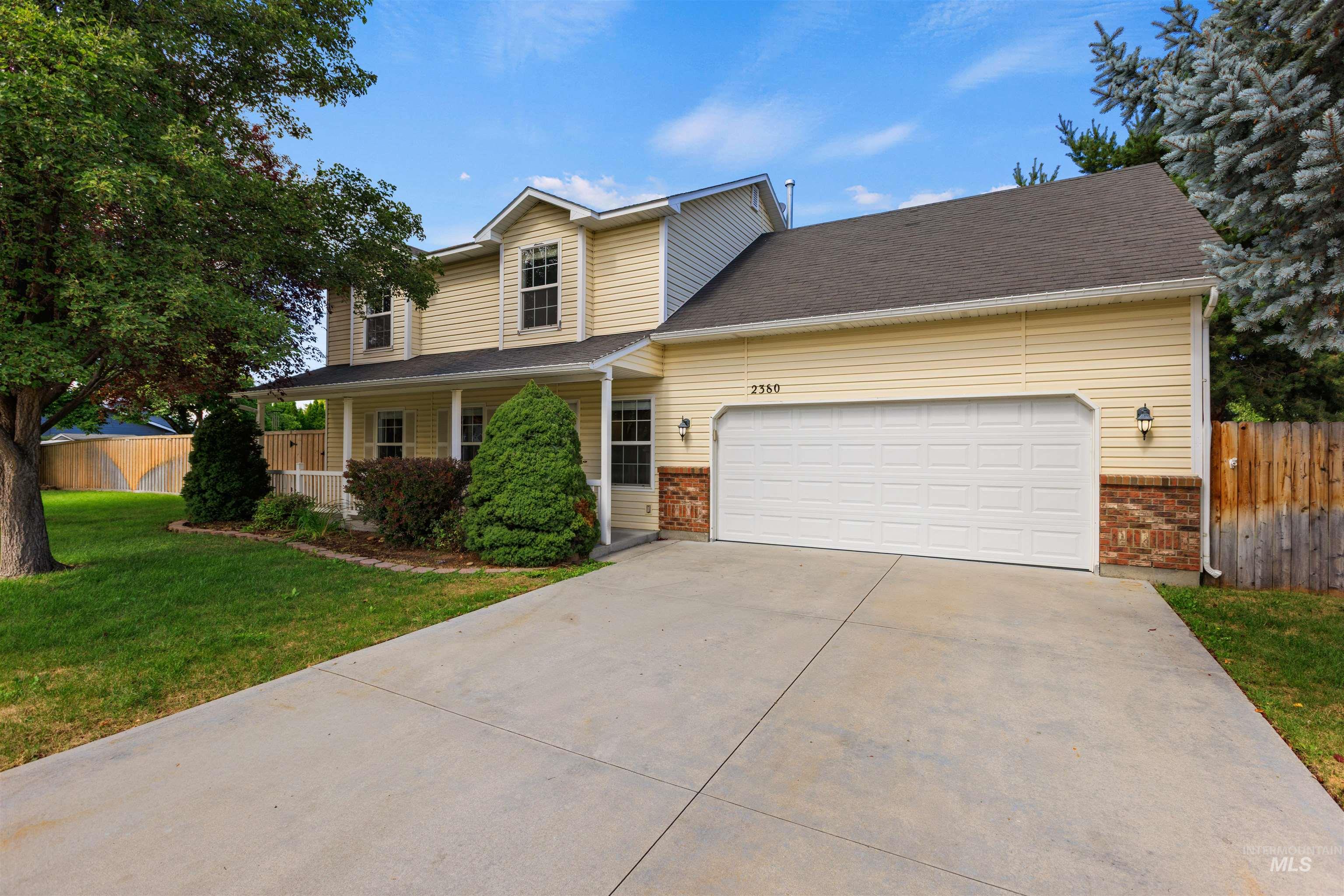 2380 W Baystone Dr, Meridian ID 83646