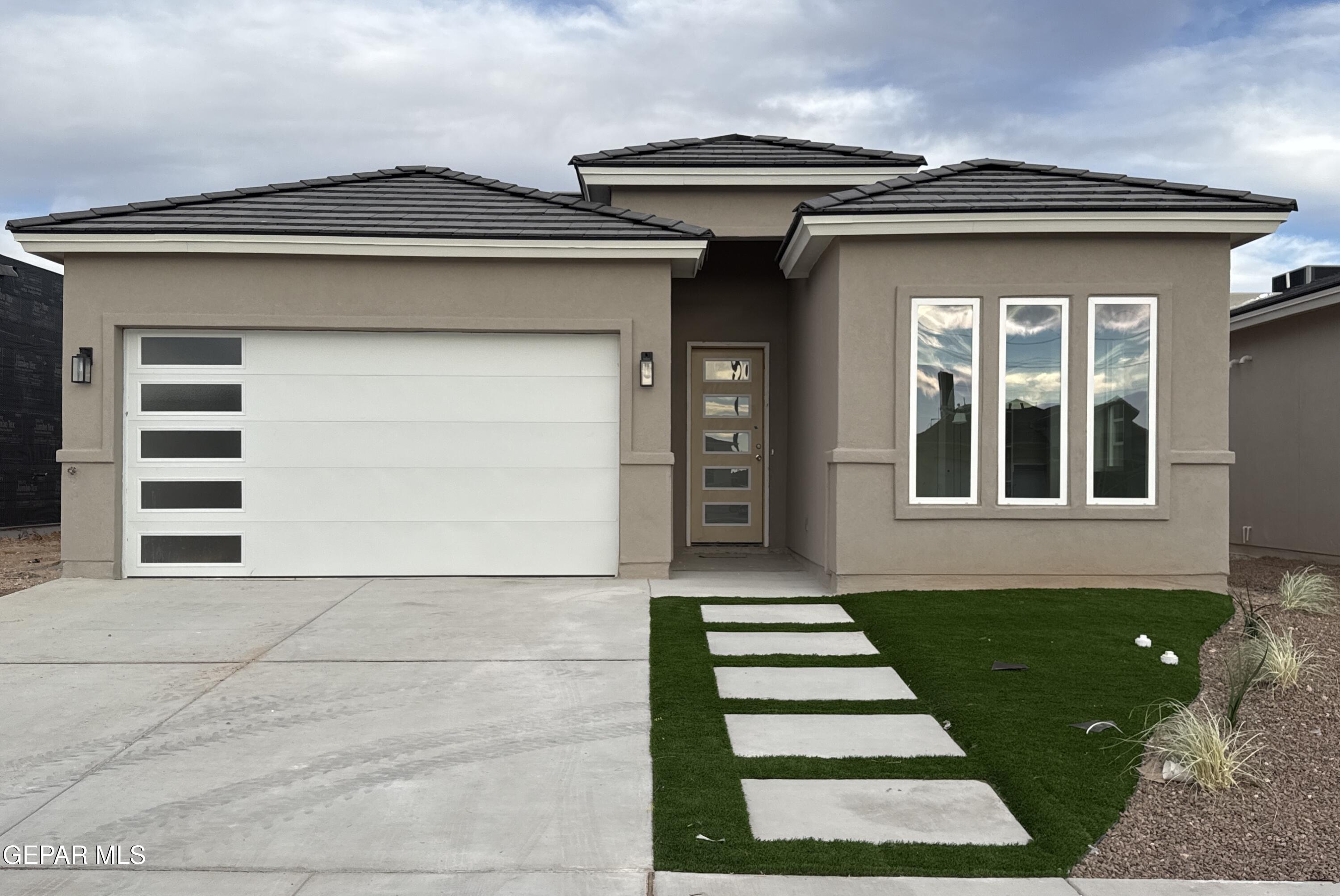 3908 Surmise Street, El Paso, TX 79938